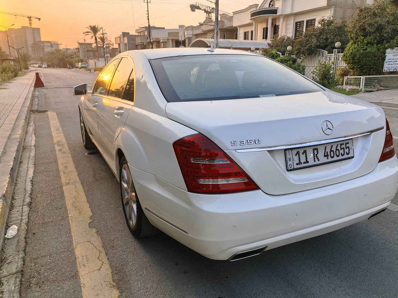 مرسيدس s350
رقم بغداد باسمي هزه وسنويه جديده

موديل 2011 

وارد يابان باب قصير

مواصفات معروفة. 

كامره دوار

برده خلفيه صندوك شفط 

سيدي جنجر 6اقراص

بلوتوث 

حساس امامي خلفي 

تبريد امامي خلفي ثلج 

كشنات جلد غرفه لسياره جديده

سياره نظيفة كفاله كير محرك حداده جديده بالكامل جوبلسات جدد تبريد ثلج تايرات جدد سياره كامله من كلشي بيها فقط باب كلير من ليابان 

مكان السياره بغداد السعر 195وبي مجال بسيط 

 *********** متوفر وتساب
