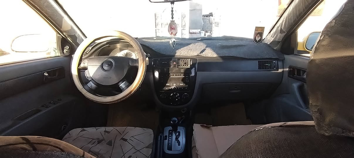 اوبتره خليجي موديل 2011 
جاهزه من كلشي الكهربائيات
تبريد شغال
السعر ٦٥ وبيه مجال
الاستفسار ع الرقم
 ***********

