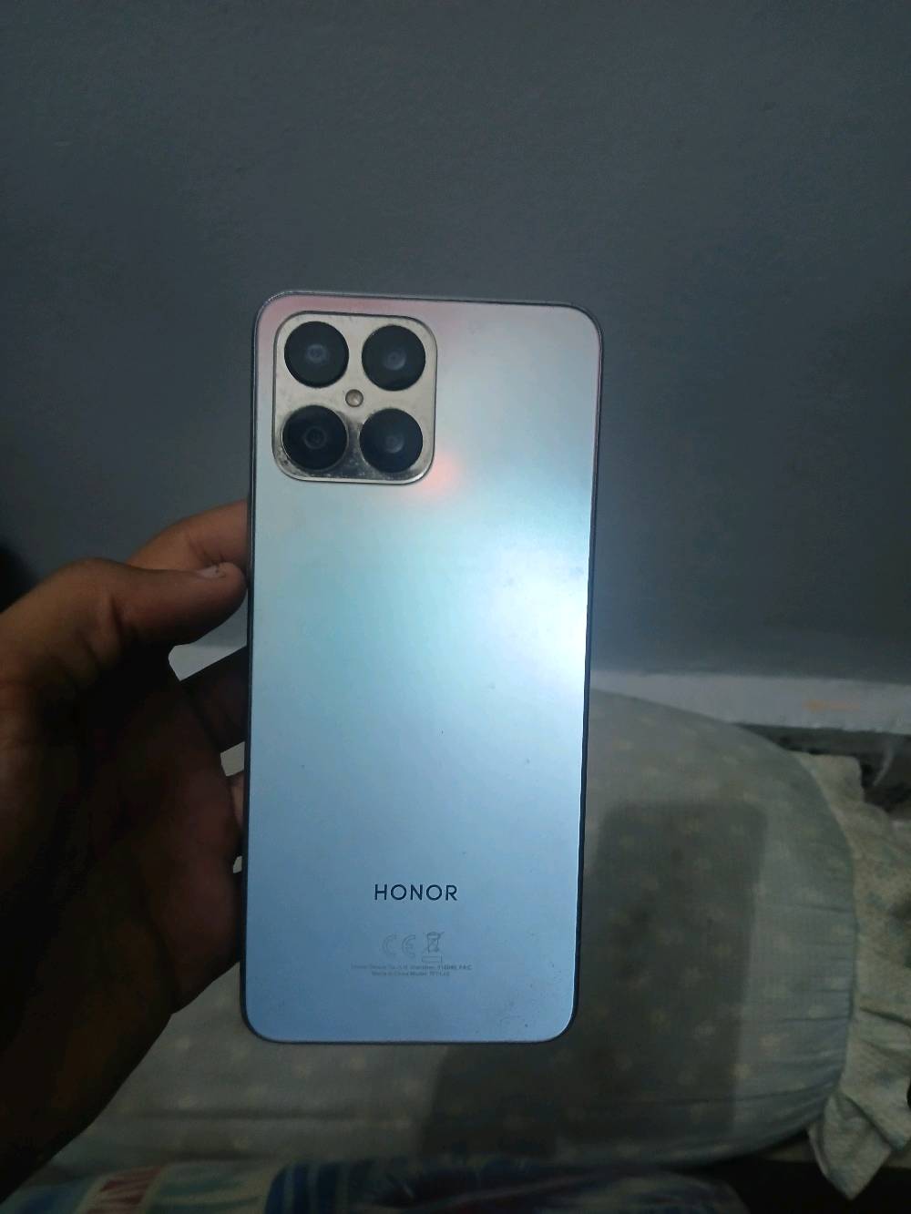 جهاز honor X8 ذاكره 128 عشوائيه رام ٦ جهاز بلادي ما مبدل اي شي بس الشاشه  مفطره مثل ما موضح بس اللمس شغال فول

مكاني بغداد - البياع - حي الرسالة الثانية شارع الضغط