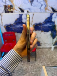 ايفون 12 برو ماكس • ٢٥٦ • بطاريه ٨٠٪