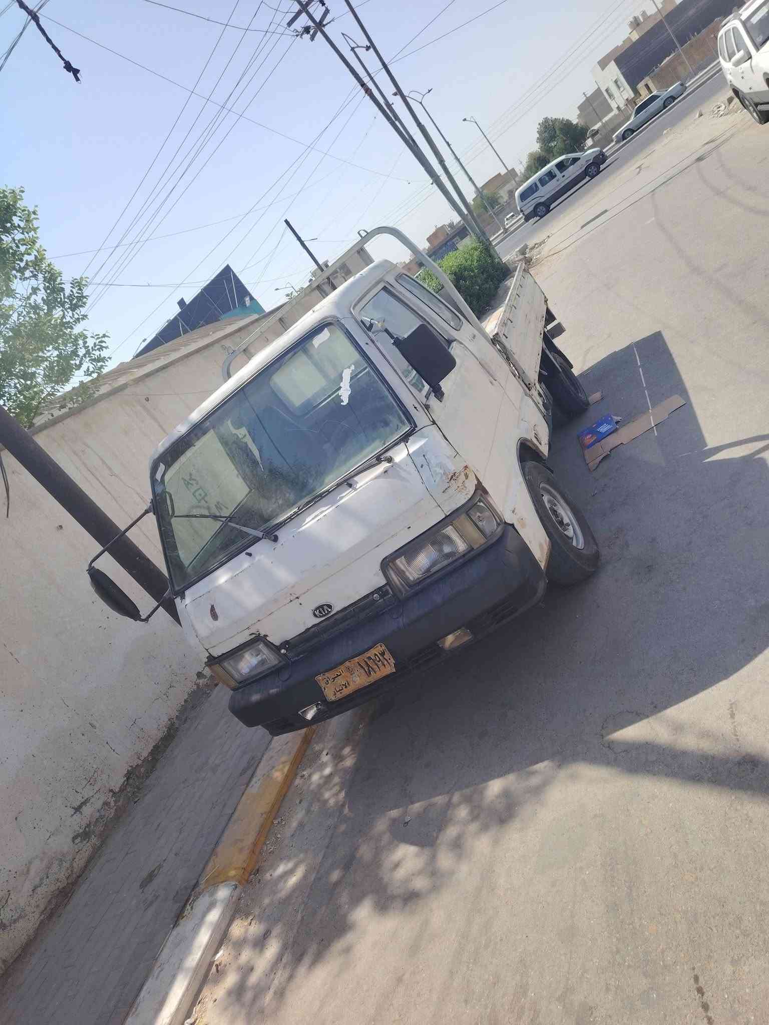السلام عليكم اخوان كيا بنكو موديل 95 سياره جديده وجاهزه منه للشغل مكينه وكير واكسن وشاصي مكفولات كفاله عامه رقم صدامي راعيه ماندله اتكفلك سرقه وعشاير مستمسكاته موجوده السعر 23 قفله قفله داخله حصه كاز كل المحافظات عنوان ناصريه مركز ***********
