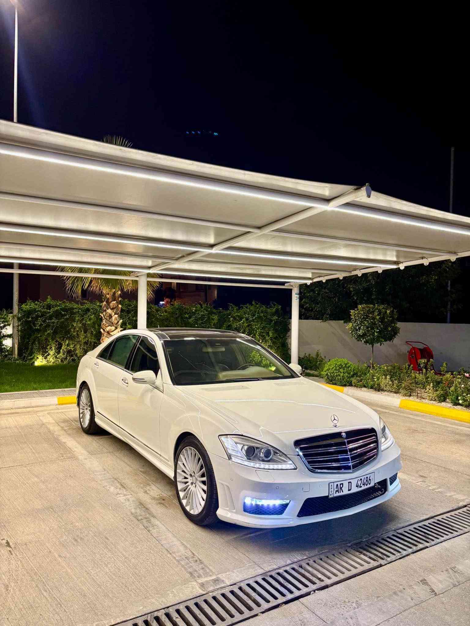 سەرەتا بە ناوی خوای گەورە 
مارسیدز s 350 
مۆدیل ٢٠٠٨کامل کامل کراوە بە ٢٠١٣  سەیارەکە زۆر تازەو چوان ماوەتەوە گیرو مەکینەو کارەبای بەشەرت مەکینەی نەکراوەتەوە بەشەرتی ١٠٠فیتەر دەعامی بۆدەعامی چاڵ شخوت نیەتی  یەک پارچە بۆیاخی ئەورپایە  مواسەفات 
پانۆراما 
درگا لارچ 
ناو زەرد 
کامێرا
حاسە 
شاشەی گەورە 
٤کوشن کارەبا 
٤کوشن ساردو گەرم 
درگا سەحب 
سندق سەحب 
رادار 
سەیارەکە کامل هەیکەلی دەسکاریی کراوە  
پیشو دوا زۆر تونو تۆڵە  بۆ مەسرەف مەگەری هەموو گیانی ئەدەم بەشەرت 
تکایە ئەگەر موشتەری نیت سەرمان مەئیشینە  لەخۆتەوە سعر لی مەدە  سەیارەی وا پاک تازە نەماوە 
ژ:م*********** السليمانية, العراق
