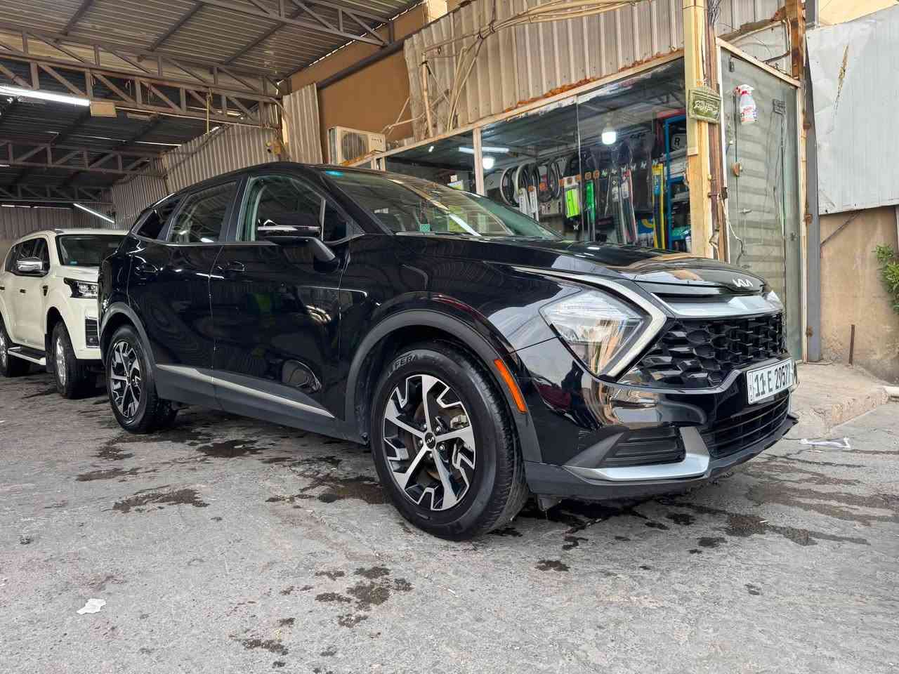 🚘 للبيع كيا سبورتج 2023
✅ وارد امريكي
✅ فول مواصفات عده الفتحه
✅ تشغيل بصمة
✅ رقم بغداد تحويل ثاني يوم
✅ ماشية 60 ألف كم
✅ صور السونار وصور الحادث مرفق بل منشور
✅ كلشي موضح بل صور

💰 السعر: 170 وبيهة مجال بسيط

للاستفسار : ***********
