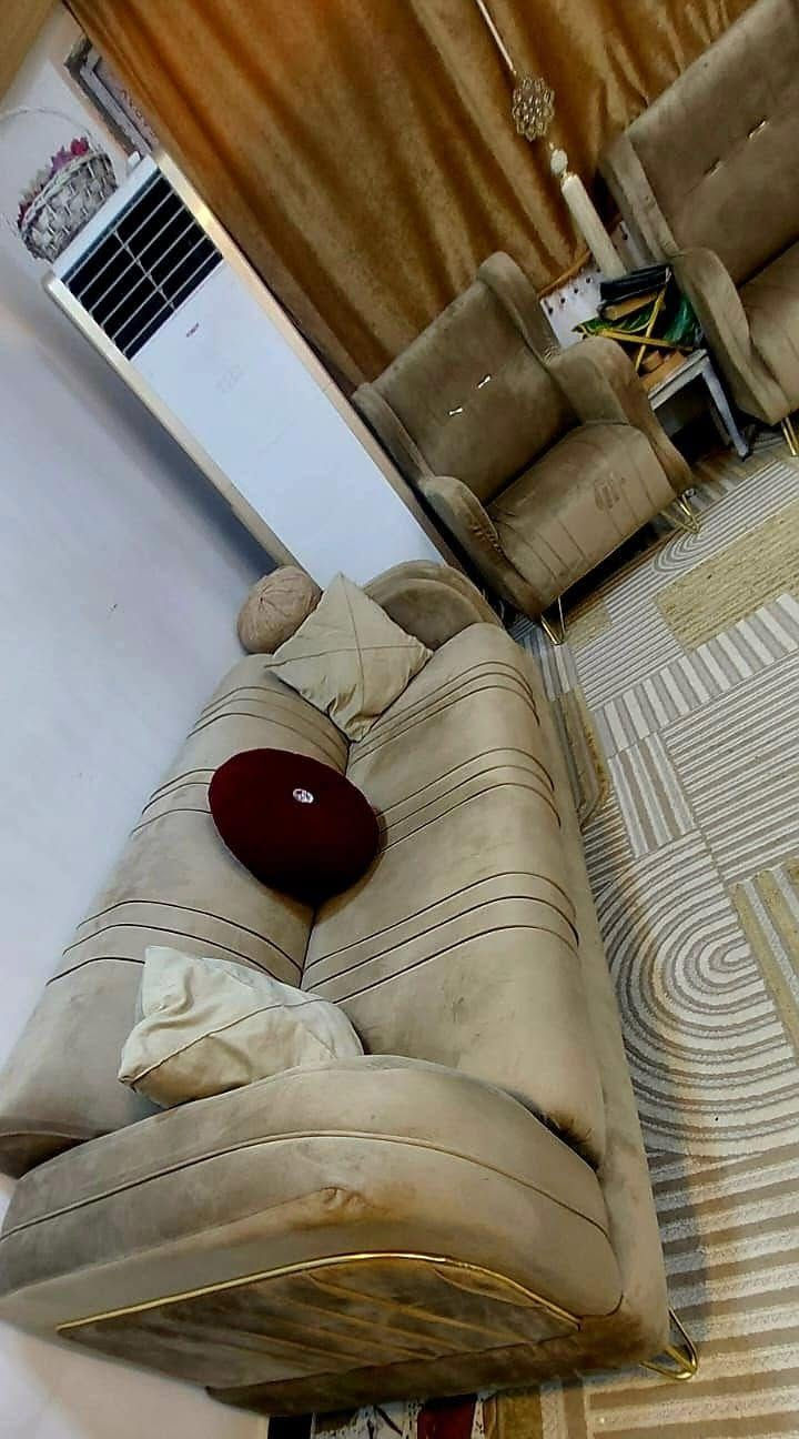 تخم+تركي+١٠+مقاعد+جديد++العنوان+ديوانيه+شارع+الخصيمه+سايدين+مقابل+زها+مول+جهة+قصابية+السجاد+داخل+الفرع+بالضبط+رقم+*********** ديوانية, القادسية
