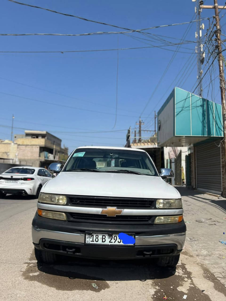 من رخصه مدير الكروب المحترم تاهو 2003 محرك 5300 كير ومحرك جدد تبريد ادامه كامله ثلج سنويه لل31 رقم بابل دولي السياره تراي للبصره ناعمه كلش تخم تاير باتري جديد كهربائيات كله شغاله على وضع الشركه يحتاج ترتيبات بسيطه للداخل وطوافه بانزين فقط للبيع او مراوس *********** او مراسله الصفحه
