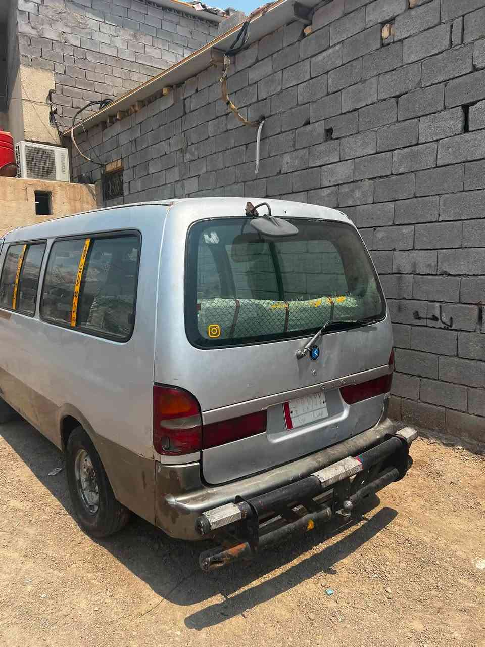 السلام عليكم كيا بريجو موديل 1996 سيارة جاهره مكينه گير تايرات تشغل وتتوكل السيارة نظيفه رقم بصرة سنوية تنتهي شهر العاشر وما ابيعلك اذا ما تحولها بأسمك ما اخلي السيارة بأسمي السيارة عليها غرامة 100 الف تنزل من السعر المكان البصرة حي الشرطة السعر 55 وبيها مجال للاتصال ***********
