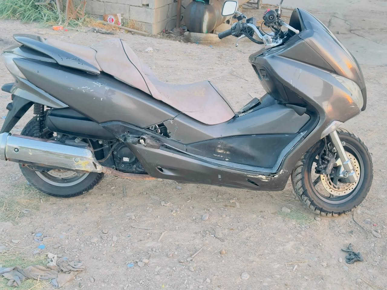 للبيع فورزا 0 / 10 موديل 2008 السعر 750 للأستفسار اتصل على ***********
