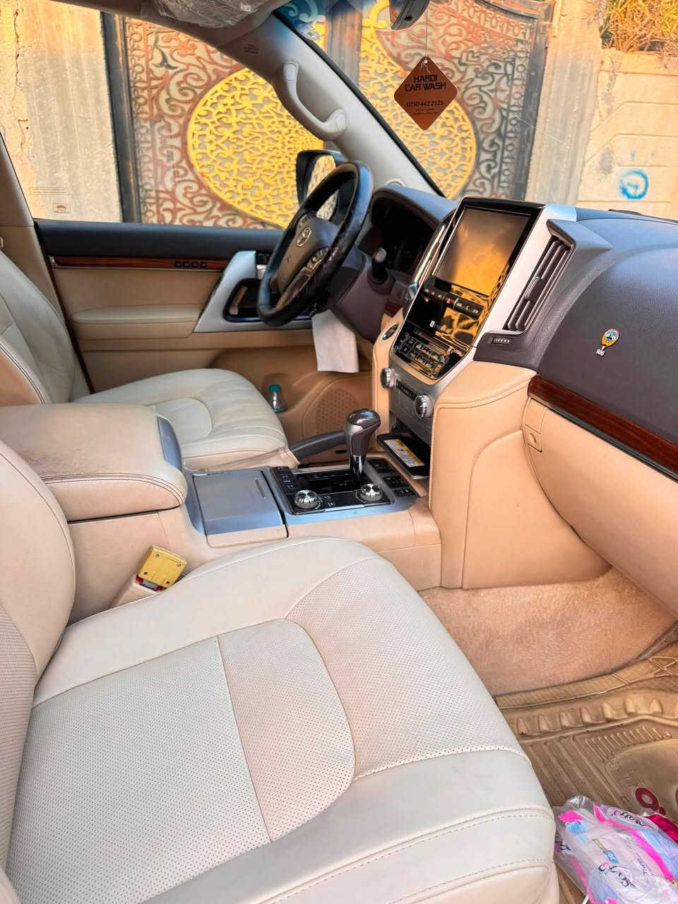 لاندكروز vxr 2016 للبيع
V8_5.7 

السيارة ماشيه 127،000

مكفوله كفاله عامه من الضربه والصبغ والبارد والفتح

السيارة مواصفات لگزس عدة الجكات

للاستفسار ***********
