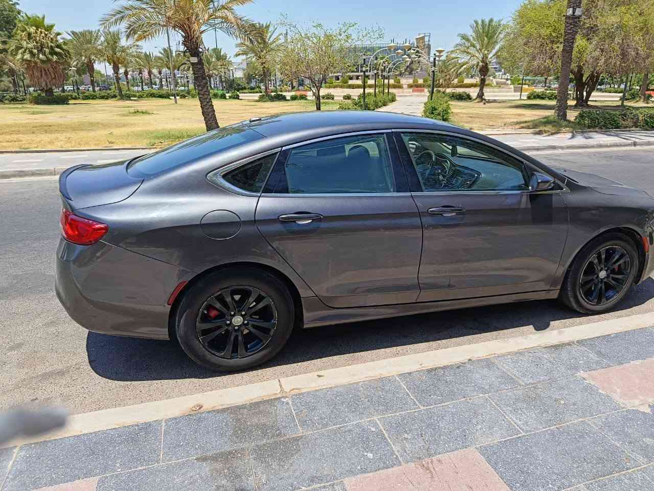 السلام عليكم
للبيع سيارة C200 موديل ٢٠١٦ 
رقم اربيل تحويل مباشر 
محرك وكير جيد جدا مكينة جيدة 
تبريد شغال ثلج تخم تاير نظيف
حادثها جاملغين أمامي وبنيد وسونار بيه ع الفحص بدون دواخل
للاستفسار اكثر اتصال *********** 
ومرواس هم ترهم
