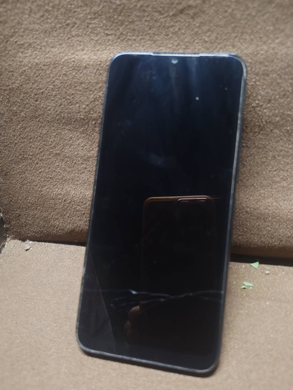 انفنكس هوت 10i • 4 رام 128 جيجا • 6000mAh