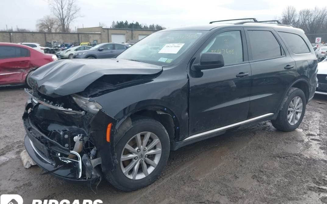 سلام عليكم دودج دورنكو موديل 2022 مواصفات (SXT.AWD) ماشيه 63 الف السياره جديده جاهزه من كلشي الحادث مرفق بلصور + ايرباكات كلها طاكه ومرجعه بلاد شغل  رقم بصره حره باسمي حلو تجي وتشوف بعينك السياره حلوه كاعده 
مكان السياره البصره ياسين خريبط السعر (272)

اثير : *********** البصرة, العراق

نص مكتوب في الصور:
- BIDCARS