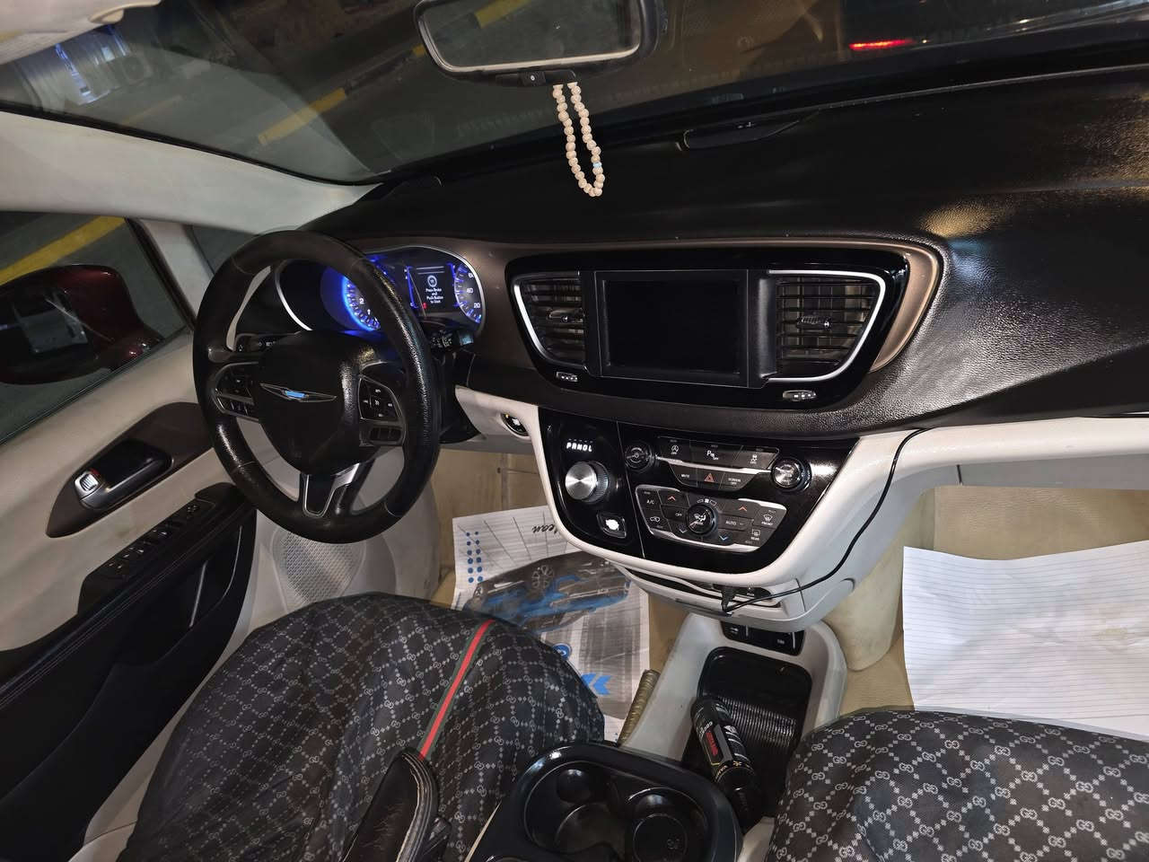 البيع موديل ٢٠١٩ وارد امريكي حادثه جاملغ اليمن بيهه ضربه بلباب اليمن مامصلحه نفس الي بل صوره 
مواصفات المعروفه اضافه عليهن كرسي الوصطي او شاشه 
رقمهه بغداد بسمي 
السعر المطلوب 170 $ 
مكان السياره ديوانيه 
رقم الهاتف ***********
