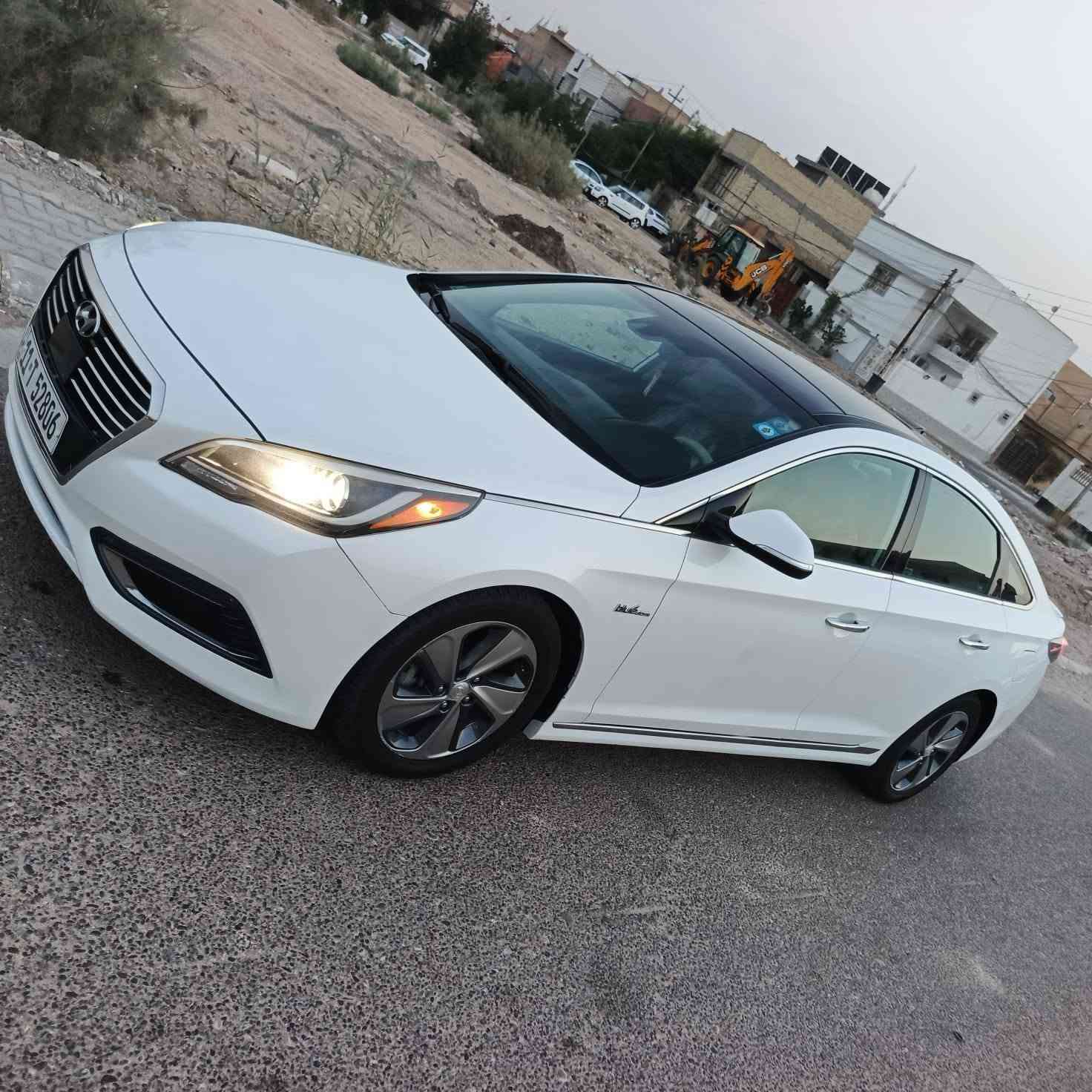 السلام عليكم سوناته هايبرد للبيع موديل2016السياره كفاله عامه كلين تايتل فول مواصفات خاصه 1/1رقم بغداد نكليزي باسمي السياره ماشيه 70الف  حقيقي مواصفات بني رامه اشاير بل مري تبريد قطعتين سايد بريك دكمه بردات بلاديه رادارات امامي خلفي كشنات تتدفه تبريد كشنات كهربائيه بيبان بصمه تشغيل بصمه تحكمات ستيرن ترحيب شحن بانزين تشحن وحده سياره شكل الخليجي اخوان السيارة كفاله عامه اعله فئه بيهن رادارات جانبيه كشنات كهربائيه 3حركات كهربائي كشنين حار بارد ستيرن هيتر تبريد شاشه لمس مري جانبيه قلابه امرايه وسطيه 6حركات كشن خزن ميموري تحديد مسار لايتات زنون بلادي اصطابلايت خلفي لد بلادي ويلكب 18بلادي سماعات بوست السياره مال جناي سنويه اباسمي السياره موجوده في كربلاء السعر 128.رقم الهاتف***********
