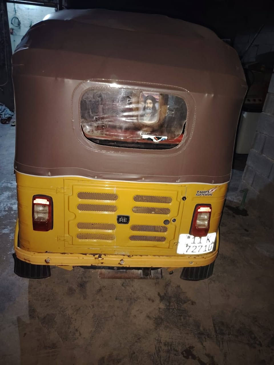 تكتك  موديل 20 بلاديه  مكينه  لاتنقيص ولا تبخير اكسن نضيف كهربائيات كله شغاله باسمي تحويل مباشر السعر     ( سبعه وربع )  وبيها مجال للاتصال ***********
مدينه الصدر الحميديه
