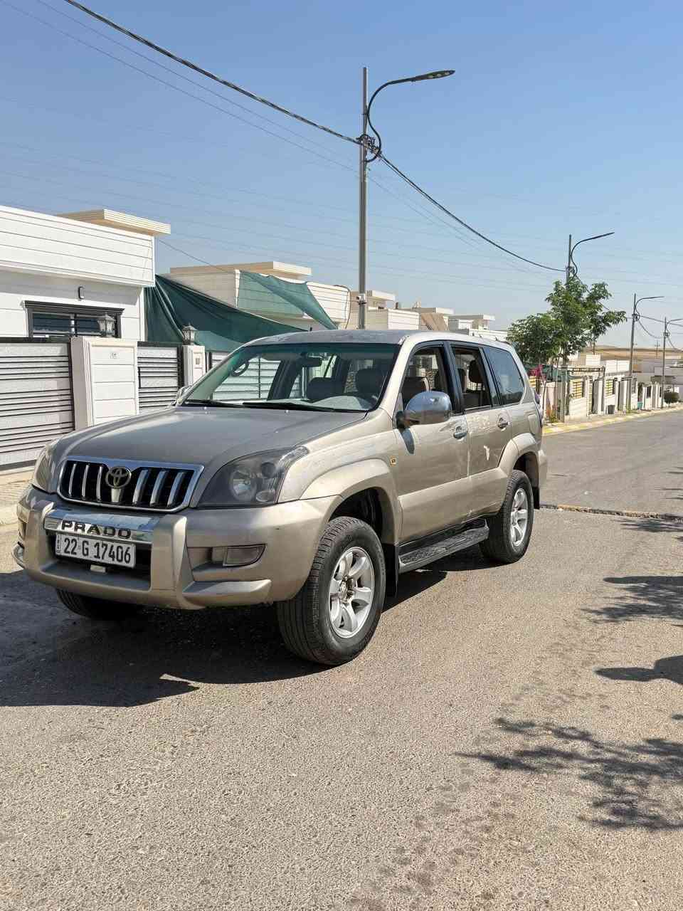 برادو موديل 2005 أربيل شرط تحويل وكالة محرك 6سلندر كير ومحرك بل شرط بيها قطعتين صبغ بدون دواخل وبيها شوية بارد سعرة 92وبيها مجال *********** كركوك, العراق
