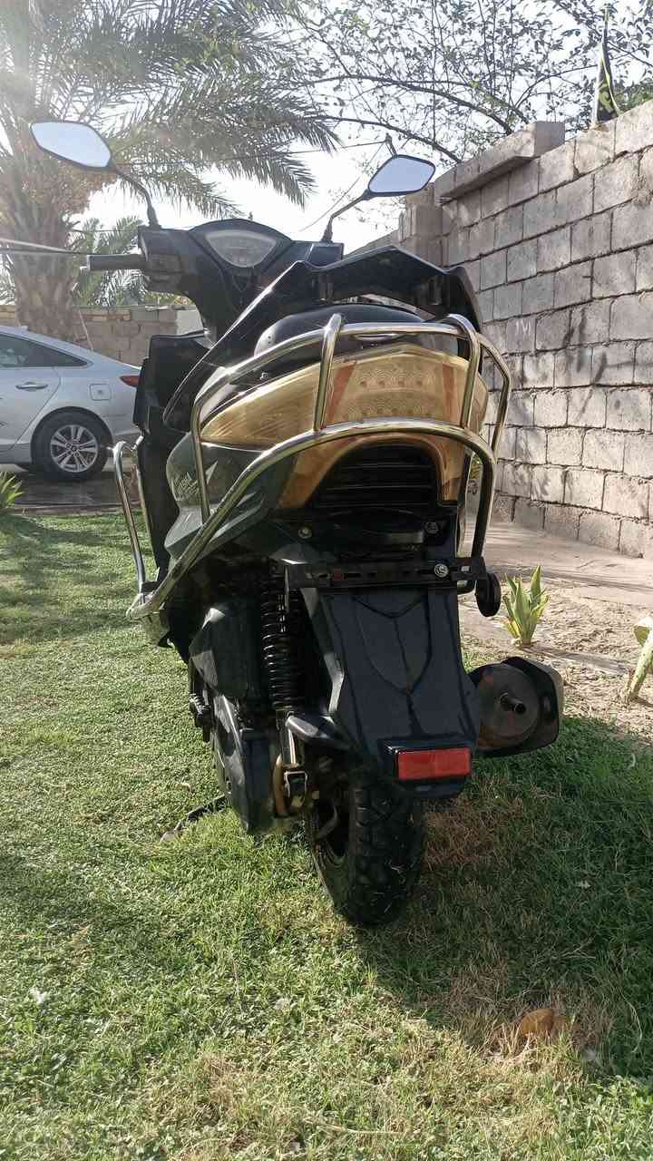 متاح دراج جانبو موديل 23 اليردها بي خير ويدلل ه‍ ***********
