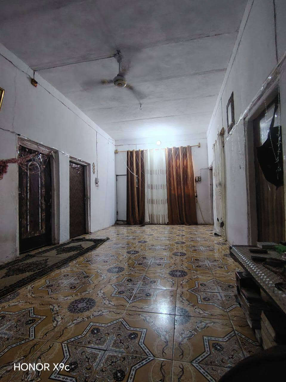 اللهم صًلّيےّ ع محمد وال محمد
السلام عليكم لبيت للبيع🏡 / طابو صرف
        ..مساحَة البيت مـ200
عدد غرف نوم 2
   📍موقع البيت الشيشان الاولئ موقع📌 متاز جدأ
  

رقم الهاتف ***********👉

