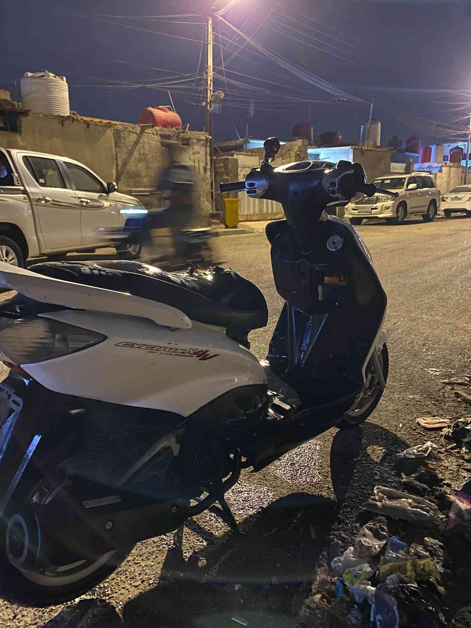 للبيع سكنس نثيه 140 نضيفه
عوزها ترتيبات تريشه صفح وواقيه مال كور
سعرها 450
مكاني بصرة دور الضباط 
***********
