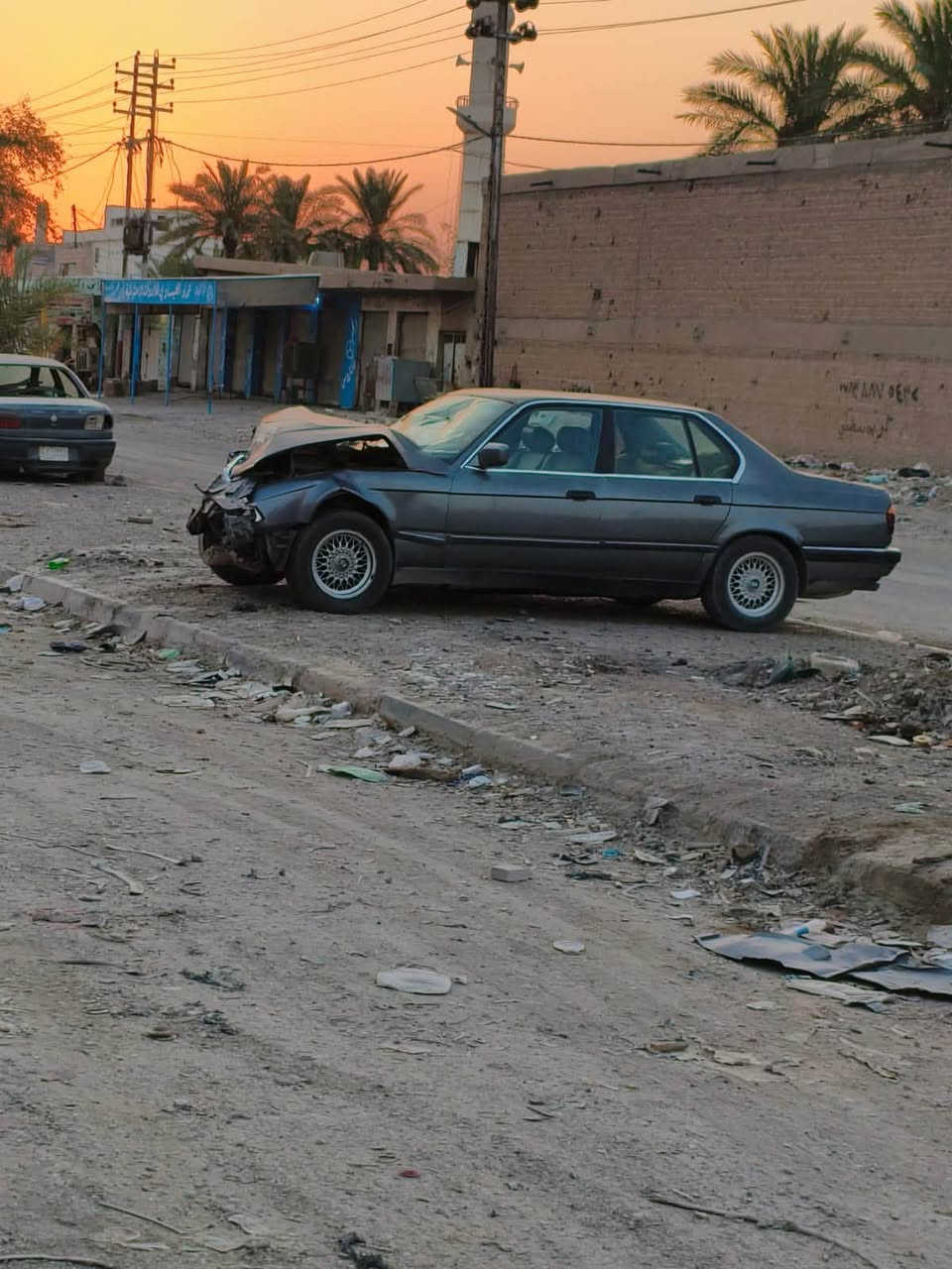 السلام عليكم للبيع bmw 730i v8
فول مواصفات 
غرفتها جلد كهرباء جديدة
كشنات خزن ميموري 
دبل ايرباك دبل جكمجة 
رقم بغداد تحويل مباشر 
صدر خلفي وامامي جديد 
مكانها بالفلوجة ابيع على حادثها 
السعر 30 وبيها مجال 
***********

