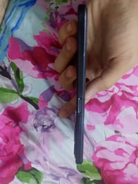 هونر اكس ٨ • ١٢٨/٨ • شاشة مشروخة