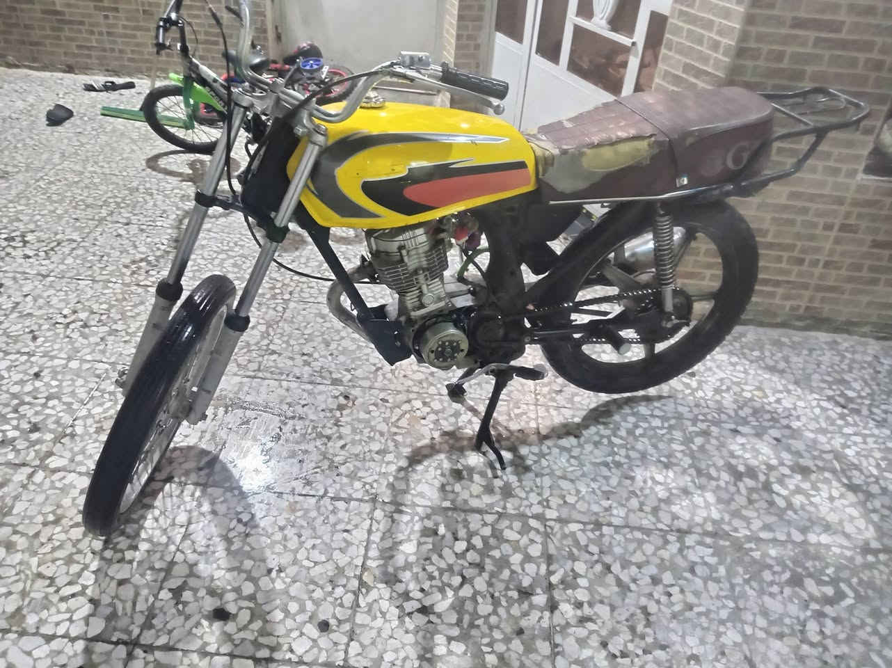 دراجه ٤ كير 
مكينه شغاله المكان بغداد العبيدي الكفاءات
١٧٥ سعر كوم حديد شراي يراسلني *********** بي واتساب
