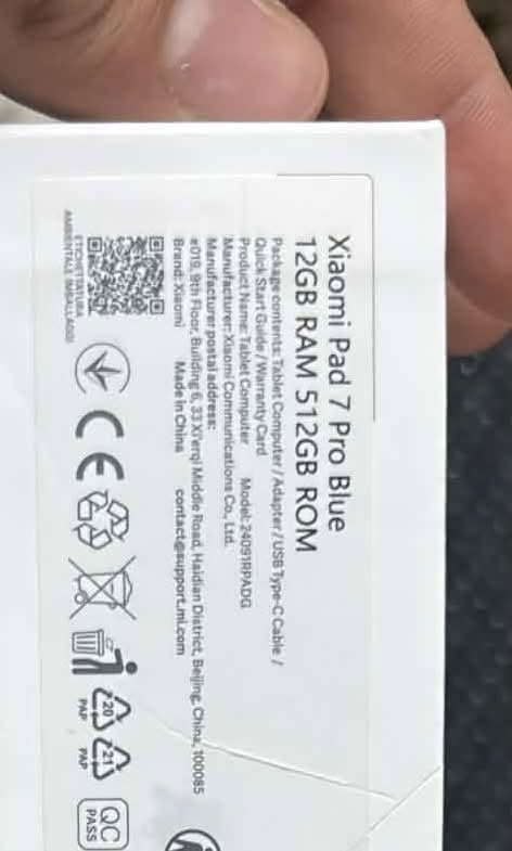سلام عليكم
Xiaomi pad 7 pro 
جهاز جديد مستعمل قليل 
نضافه 100% شخط مابي
بطاريه 99% دورات الشحن 110
لون ازرك
رام  12 ذاكره 512
كامل ملحقات مع كفرين 
المكان النجف
للتواصل ***********وا خاص
