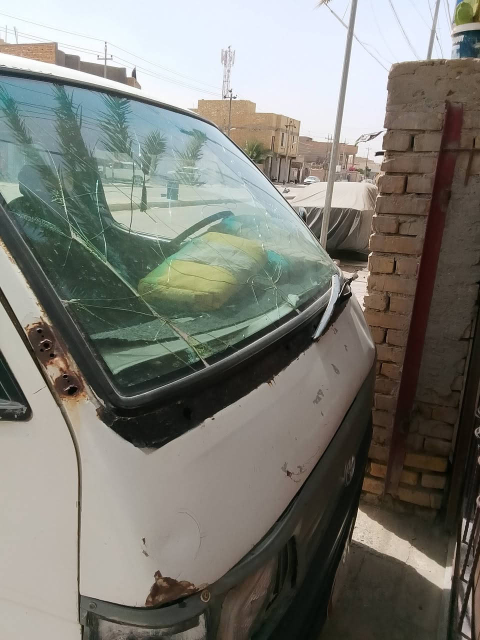 السلام عليكم هايس للبيع موديل ٩١رقم الماني تحويل ثاني يوم مكينه وكير ونجي اوتو سياره خير من الله ...
للاستفسار الاتصال على الرقم ***********
