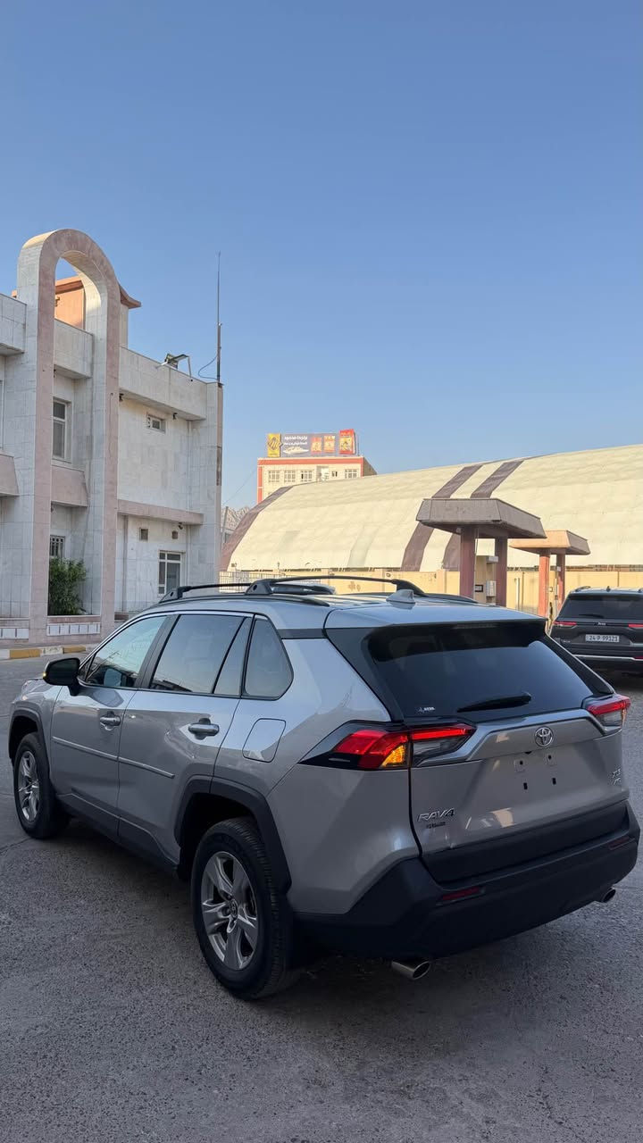 السلام عليكم 
 رافور موديل :2024
سعر : 200 ومجال 
اللون :سلفر 
حجم المحرك : 2.5L (4.سلندر)
 ملاحظة السيارة : چاملغ و حافه بنيد  صبغ 

كافه الرباگات 100%

المواصفات : 
فتحة
كاميرا خلفي
هاند بريك بصمة
اوتو هولد : 𝐀𝐔𝐓𝐎 𝐇𝐎𝐋𝐃 
اوتو ستارات : 𝐀𝐔𝐓𝐎 𝐒𝐓𝐀𝐑𝐓
اوتو ستوب : 𝐀𝐔𝐓𝐎  𝐒𝐓𝐎𝐏
رادار امامي (تحديد مسار)
رادار جانبي  (نقاط عمياء)
رادار خلفي (التحذير من الاصطدام)
حساسات امامي
حساسات خلفی
نظام : 𝐄𝐂𝐎
نظام : 𝐍𝐎𝐑𝐌𝐀𝐋
نظام : 𝐒𝐏𝐎𝐑𝐓
كشنات كهربائي
كشنات حار و بارد 
تحكمات استيرن
تبريد لمس 
تبريد مركزي 
لايتات (𝐋𝐄𝐃) ليد زينون بيلادي
بكلايتات 𝐋𝐄𝐃 ليد بيلادي
ويل كروم 
بعد هواية مواصفات…
‏‎تفاصيل اكثر الاتصال علی ارقام التاليه 
*********** واتساب 
***********كورك
‏ WhatsApp - Vibir‏‎‏‎‏
☎️ [hidden information]

عنوان📍عقره 
‏ اكر, نينوى
