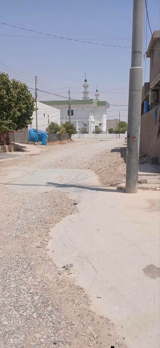 سعري ته نهاو تها 185$💸💸گلاو معامله 

سلام عليكم

 
#خانوو   بۆ فرۆشتن ⛪💒
ناونیشان 📍کەلار _قه زاي ڕزگاری (سموود) 

🔴 گەڕەکی سه نگاويكان 🌆🌃  
🔴ڕووبەری6 بە 20 =120 مەترە 📏📐
🔴نزيك مزگه وتي پيشه وا
🔴تاپؤي يه ك ناوه🖼️
🔴 شوێنێکی زۆۆر خۆش و دڵگیری هەیە. 
🔴رووي خانوكه له خؤري ئيوارييه  🛍

🔴 ژوورەکانی ئەم خانووە پێکهاتووە لە ⬇️

🔵 میوان 🪑🚪
🔵هۆڵێک 🖼️
⚪دوو ژوري نوستن 🛋️🛏️
🔵ڕۆشنایی 🪟
⚪ مشتەمەلات 🛁🚿

بؤه زانيني نرخي ئه م خانوانه خاليك له كوميند دانه

بؤ زانيارى زياتر پةيوندى بكةن بة يةكيك لةم ژمارانةى خوارةوة👇
📞☎️
0770402413

ناونیشانی نوسینگە خؤرنةوةزان ◀️ بەرمبەر مزگەوتی  ئاسودة  

ئێوەی بەڕێزیش هەر موڵکێکتان هەبوو بۆ فرۆشتن یان ویستان بیکڕن دەتوانن ڕەسم و زانیارییەکانتان بنێرن بۆ ژمارە واتساب 📳✅***********
