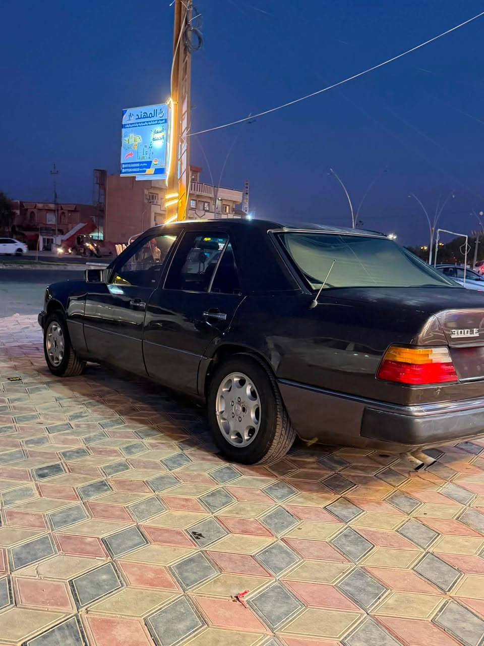 مارسدس دب 1990 c300
السلام عليكم 

مارسدس دب موديل 1990 محور بطة

جاهزة وبلادية من كل النواحي كلشي بيهه شغال 

تبريد صدر باتري تايرات كير محرك 

بيهه نواقص بسيطة كهربائيات 

رقم صلاح الدين دولي شرط التحويل 

للبيع فقط بدون مراوس 

السعر 57 وبيهه مجال

مكانها تكريت - القادسية 

***********
