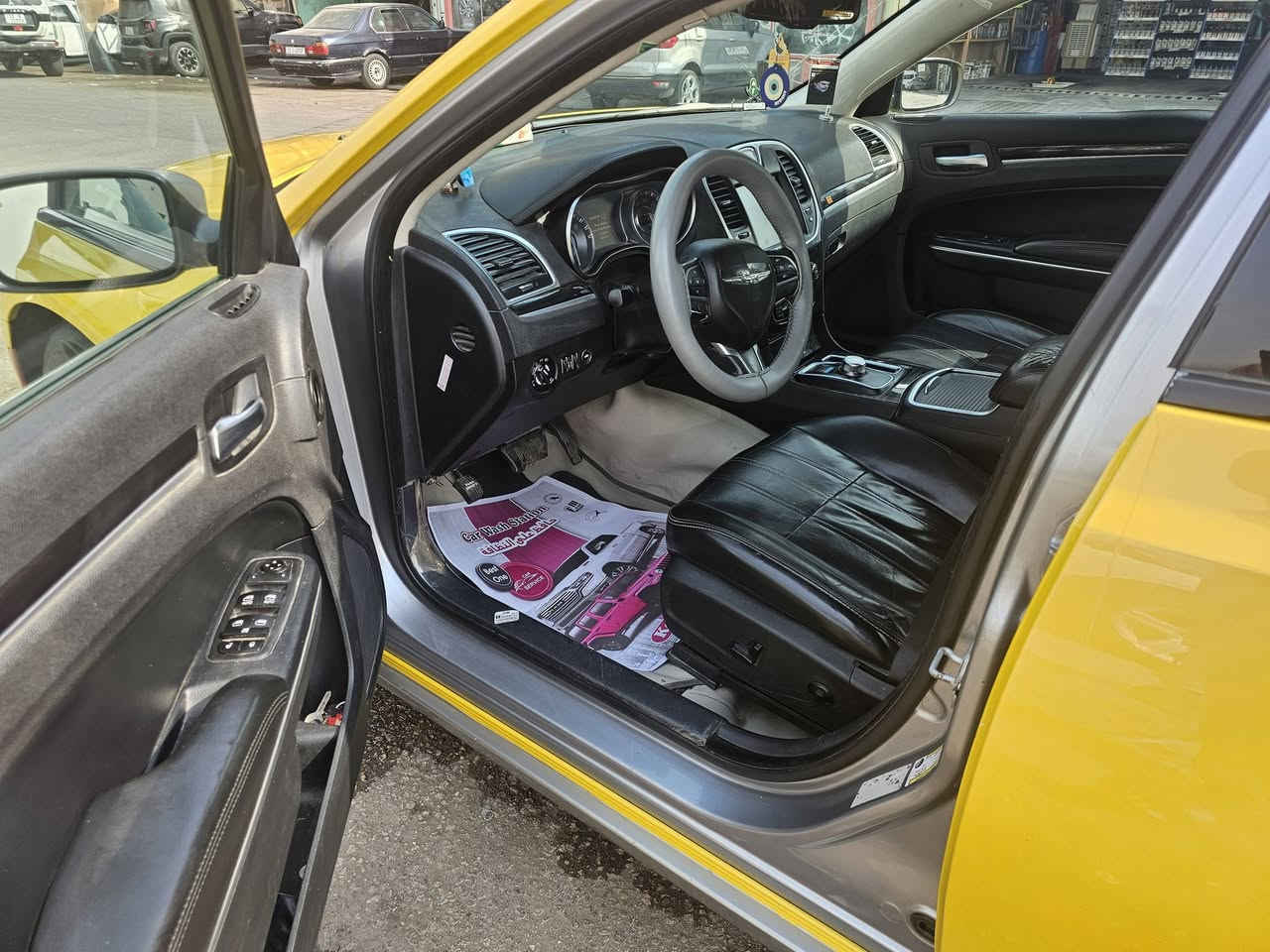 كرايسلر 300C • ٢٠١٦ • بدون حادث