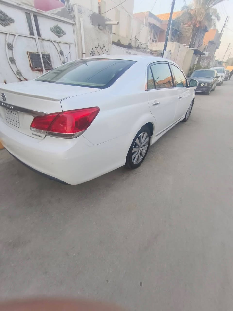 افلون 2012وارد خليجي كفاله عامه من عده الجاملغ الأيمن بي صبغ نص شبر يعني مو شبر سياره نضيف وفول مصفات يعني من اكلك سياره فول تبريد ثلج حداديه هستوني امسويه تايرات قبل شهر ونص شادله وسياره لمتد 6بصمات رقم الماني بغداد ثانيوم احولك السياره مو بسمي بسم ولد بل مسيب وقبق المكينه رصاصي وسعر السياره 190وقابل لتفاوض وعنواني الديوانية وهذا رقمي ولشري فقط***********
