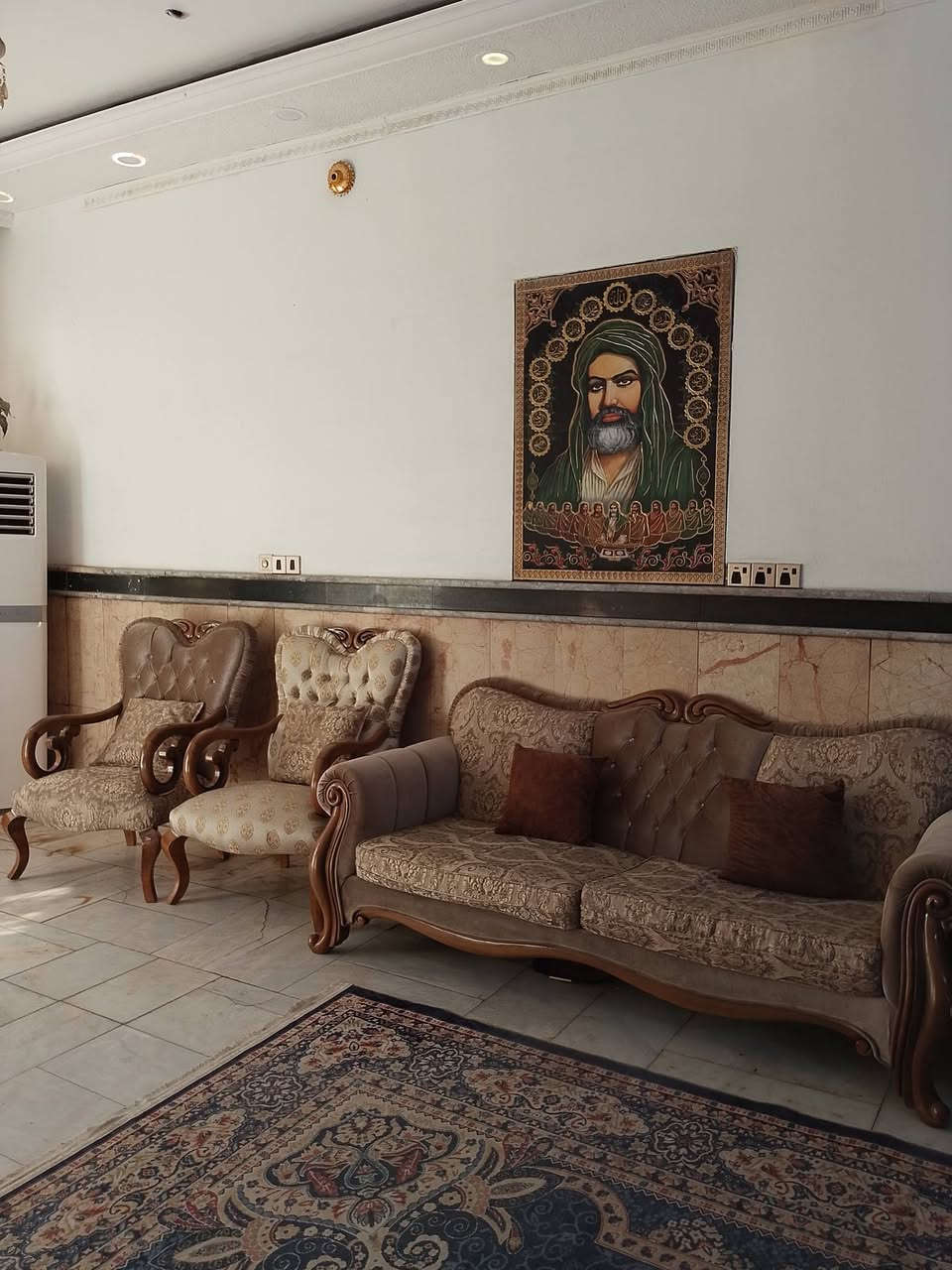 السلام عليكم تخم تركي أصلي للبيع كلش نضيف ومابي أي ضرر 10 مقاعد مكاني بغداد الشراي يدخل خاص ***********
