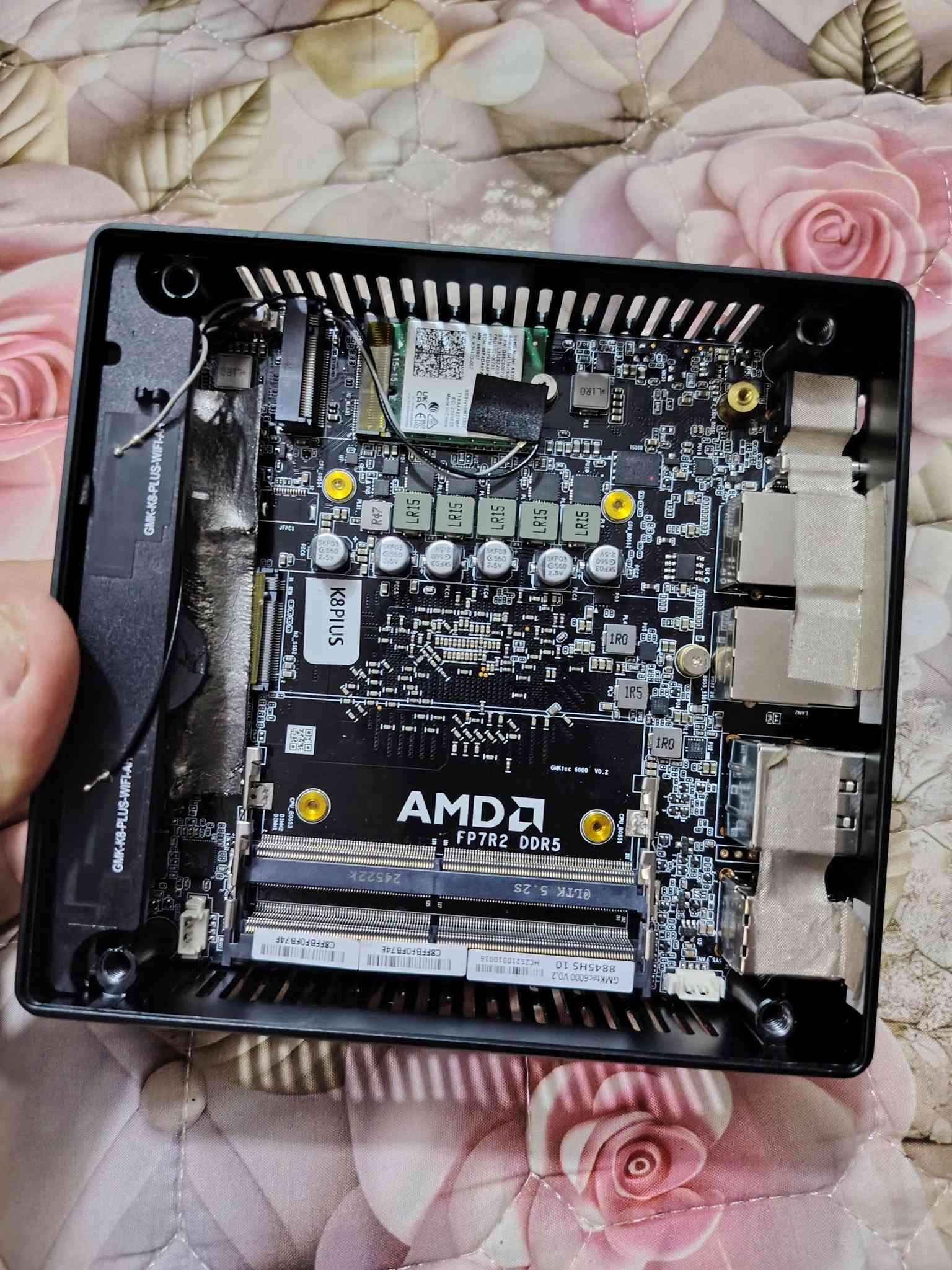 ميني PC • رايزن 7 8845HS • يحتاج تصليح
