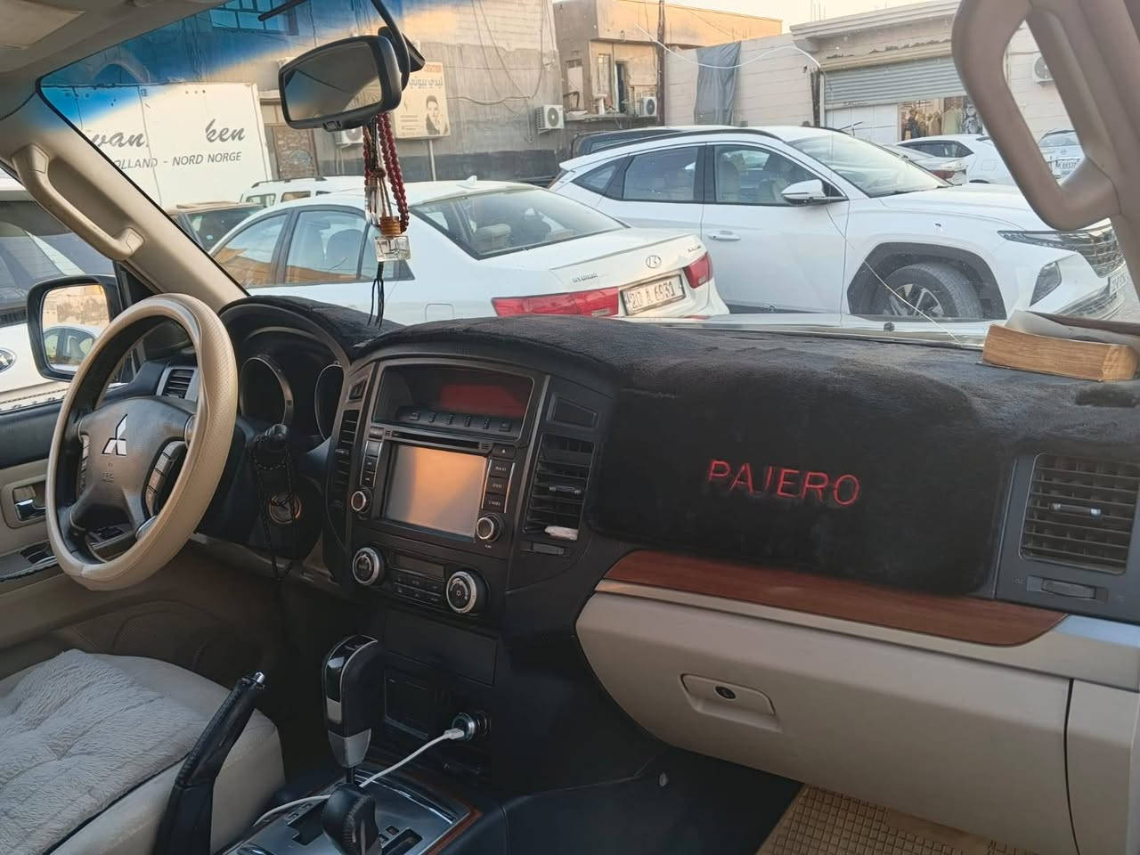 السلام عليكم باجيرو ٢٠٠٨
بيه فقط جامرلوغ صبغ الامامي الايمن  ودعاميات صبغ سيارة مكينه مبدل كازكيت  لاصرف لاتبخير لاصوت تبريد كير كهربائيات كله شغال اي نقص مابيه السيارة السعر ١٠٥ وبيه مجال
للاستفسار على الرقم *********** العنوان ديالى المقدادية
