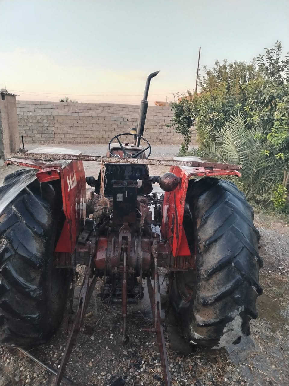 للبيع تنكتر برازيلي حجم ٢٨٥ محرك معمر جديد بدون صرف وبخار كير واكسل شرط رقم تأميم بأسمنا(السعر ٨ملايين وبي مجال) 
للاستفسار التواصل: ***********

