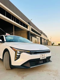 K4  موديل 2025 ماشيه 14mi  ضرر ربع البوند وجملغ  السياره نضيفه بوضع ال...