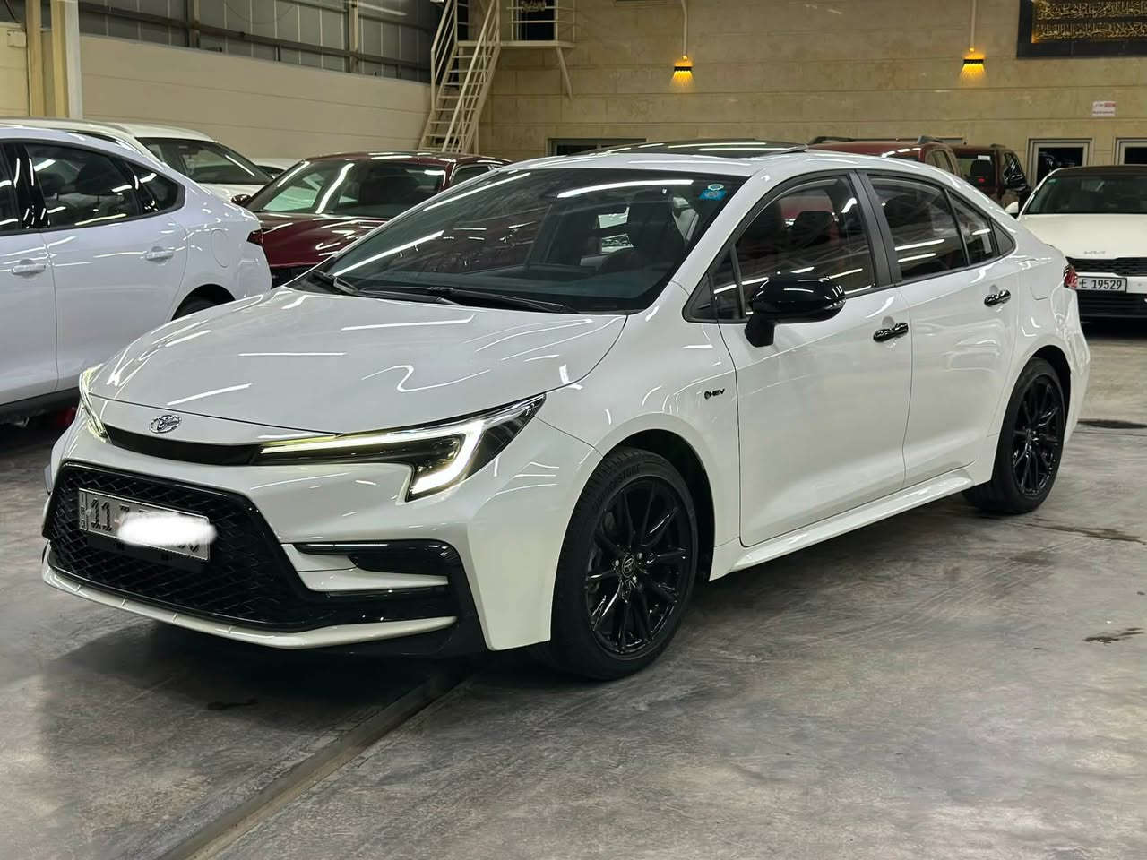 🚗 كورلا 2025 S بلاك ادشن 

العداد 3000 كيلو متر. السعر (26800 مليون عراقي ) 

كفالة من صبغ وتبديل وبارد.  رصعات مال حصو 4 خفيفات
           
هايبرد رياضي فاخر، تصميم أنيق بلمسة رياضية،  

✨ المواصفات:

 • محرك 1800 سي سي هايبرد اقتصادي
 • فتحة سقف سلايت
 • نظام رادار متطور
 •  كرسي كهرباء
 • مقاعد جلد رياضية لون احمر
 • عجلات قياس 17 إنش لون بلاك
 • باقي المواصفات الكاملة معروفة من تويوتا 
للاستفسار 
***********

