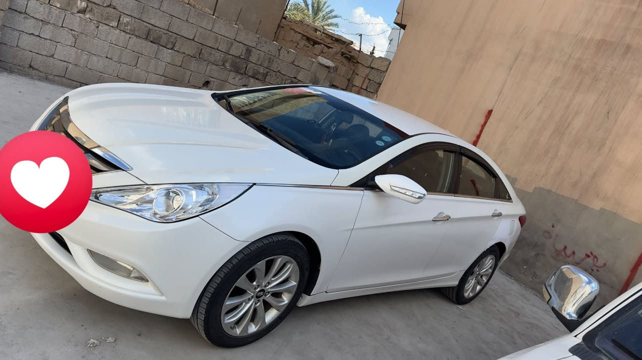 🔹 سوناتا 2011 مضلع خليجي – أدوات كص
🔹 المحرك: 2400 DOHC
🔹 المحرك والكير: شرط
🔹 بصمة تشغيل + بصمة أبواب + بصمة جنطة
🔹 تحكم ستيرن
🔹 كشن كهربائي + تدفئة كشن
🔹 تدفئة نار 🔥 + تبريد ثلج ❄️
🔹 تبريد قطعتين
🔹 جميع الكهربائيات شغالة بالكامل ✅

✨ السيارة جديدة بمعنى الكلمة، نظافة وحالة ممتازة جداً.
👀شوف العين  يبرّي الذمة، وشوفها واحكم بنفسك.

💰 السعر: 50 ورقة
🤝 وبيه مجال للگرايب.

📍 مكان السيارة: كركوك – قضاء – الحويجة
📱 للتواصل: ***********
