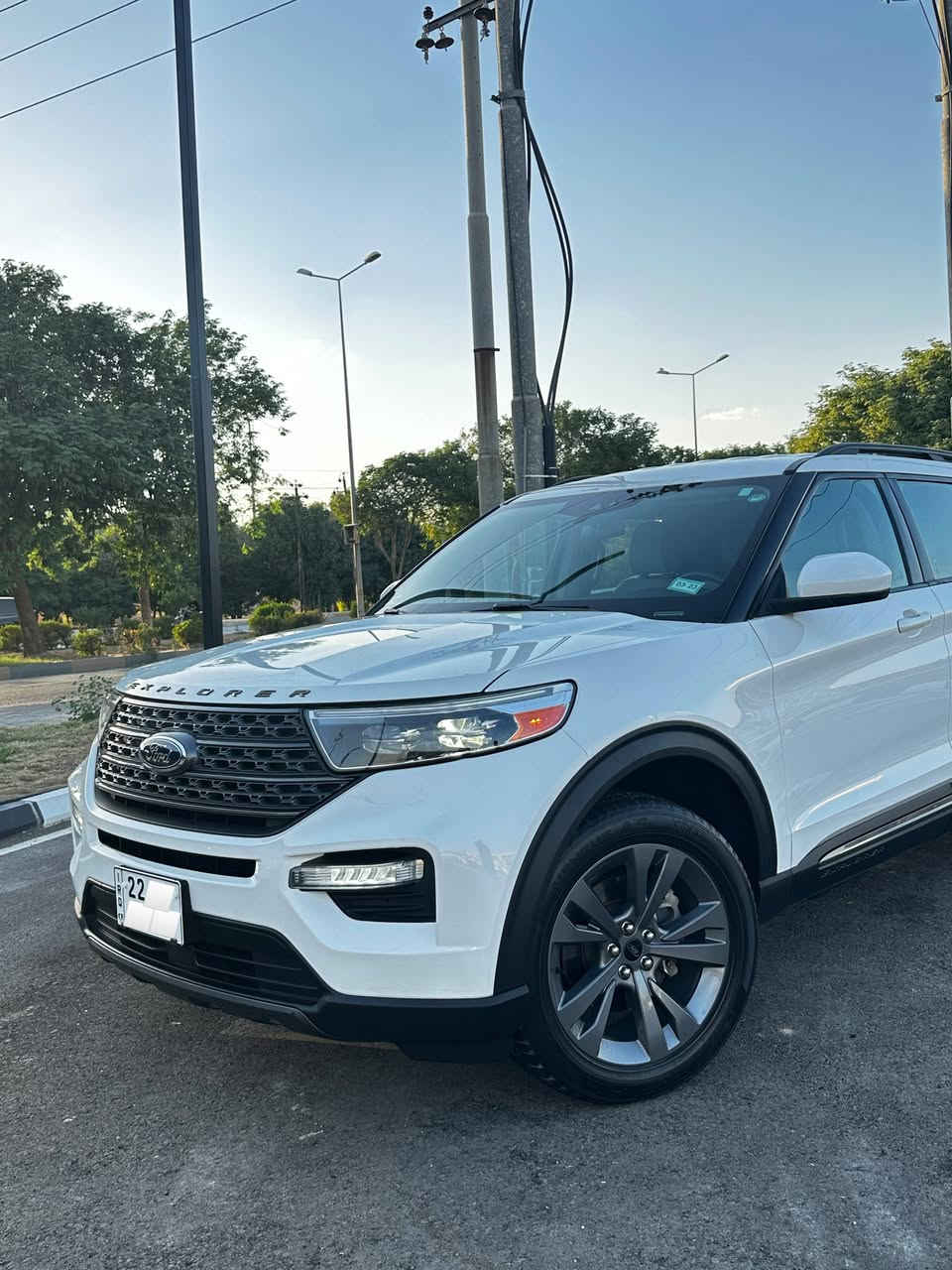 FORD EXPLORER 2021 XLT
بِسْمِ اللهِ الرَّحْمَنِ الرَّحِيْم 
عربي / كوردی 
عربي 
فورد اكسبلورر موديل ٢٠٢١ وارد امريكي كلين تايتل بدون صبغ فقط مكان واحد PDR بدون دواخل بدون أرباك أماميه صورة الحادث والسونار موجود بصور ماشي ( ٦٥ ) ألف ميل كير والمحرك بشرط رقم اربيل سنوية و هزة جديد حتى ( ٢٠٢٩ ) سيارة جاهزة و بدون نقص .
المحرك : ٤سلندر- تيربو - حجم : ٢٣٠٠ - قوة : ٣٠٠ حصان 🐎 .
رقم الشاصي : (1FMSK7DH1MGA82423)
مواصفات ( XLT )
١-رادار أمامي         ٢-٧راكب 
٣-لایت زنون          ٤-داخل VIP 
٥-لايت أوتو           ٦-٣قطع تبريد 
٧-قفل تلقائي         ٨-فوليوم
٩-جام أوتو           ١٠-بصمة
١١-٦مود قيادة        ١٢-تحدید سورعة
١٣-كشن كهرباء      ١٤-حاسة خلفي 
١٥-بگلايت ليد        ١٦-كاميرا
١٧-مود تراکشن      ١٨-قفل تلقائي
١٩-كود أبواب        ٢٠-لايت ليد 
٢١-بلاجكتور         ٢٢-ابواب بصمة
٢٣-كشن جلد         ٢٤-كير ماوس 
٢٥-مسجل شاشة   ٢٦-گيچ اليكتروني
٢٧-كشن هيتر       ٢٨-ويل 20 
٢٩-مود أوتوبان    ٣٠-شغال
٣١-رادار جانبي     ٣٢-مود sport 
٣٣-داخل کریمي     ٣٤-ستيرن هيتر 
٣٥-مود أوتوهولد   ٣٦-بريك بصمه
٣٧- کشن مساج     ٣٨-مود eco
٣٩-بلاك ايدشن     ٤٠-اوتو ستارت ستوب.
مكان : كلار - سليمانية 
سعر : ( ٢١٥ ) ورقة 💸 
رقم تلفون : 
       واتساب 
          📥
  ( *********** )
 ( *********** )
كوردی 
فۆرد اکسپلۆرر  مۆدێل 2021 وارد ئەمریکی کلین تایتڵ تەنها یەک پەڵە PDR هەیە بێ ناوگرتن بێ ئێرباگی پێشەوە سۆنەر و وێنەی حادیسەیم داناوە ( 65 ) هەزار ميل ڕۆیشتوە گێڕ و مەکینەی بەشەرت ڕەقەم هەولێر سەنەوی و هەزەی نوێیە تا (2029 ) سەیارەیەکی خاوێن و بێ مەسرەفە .
مەکینە : 4بستۆن - تۆربۆ - قەبارە : 2300 - هێز : 300hp 🐎 . 
ڕەقەم شاسی : (1FMSK7DH1MGA82423)
مواسفات ( XLT  )
1-ڕاداری پێشەوە    2-تەحدید سورعە 
3- 7نەفەری           4- لایت زینۆن 
5-ڤۆلیۆم               6- 3مەقعەد تەبريد 
7- لایت ئۆتۆ          8-جام ئۆتۆ 
9-کوشین کارەبا     10- 6مۆد لێخوڕین 
11-مۆد تراکشن     12-ئاوێنە ڕادار
13-بەسمە             14-ویل 20 
15-لایت لید          16-کامێرا 
17-قوفڵی زیرەک   18-بەگلایت لید 
19-کۆدی دەرگا      20-حاسەی دواوە 
21-بلاجکتۆر         22-دەرگا بەسمە 
23-شغال              24-گێر ماوس 
25-کوشین هیتەر   26-گێچ ئەلیکترۆنی 
27-شاشە گەورە     28-كوشین جلد 
29- ئۆتۆ هۆڵد        30- برێک بەسمە
31-سوکان هیتەر    32-مۆدی sport 
33-ناوکرێمی         34-سندوق شەفت
35-مۆدی ئۆتۆبان   36-کوشین VIP
37-کوشین مەساج  38-مۆد eco 
39-بلاک ئیدشن       40-ئۆتۆ ستارت ستۆپ .
شوێن : کەلار ـ سلێمانی 
نرخ : ( 215) گەڵا 💸 
ژ.م :   واتساب
            📥
 ( *********** )       ( *********** )
