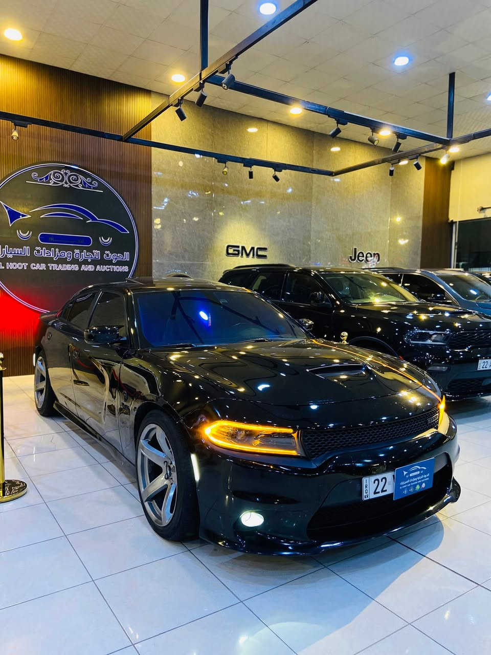 #اعلان_بيع_سيارة سعر مناسب 🔥
#عروض_مميزة #لاتفوت_الفرصة

🔷السيارة : دوج جارجر R/T سوبر تراك باك 

🔷سنة الصنع : 2023

🔷اللوحة : اربيل

🔶السعر : 248 ورقة🔥

🔷الضرر : صبغ نصف الجاملغ الخلفي مع تصليح عالبارد. 

🔷ضرر الايرباك : برده وكرسي.

🔷رقم الشاصي : 2C3CDXCT2PH703383

______________________________________

🔷المواصفات: R/T Max 1/1 

🔹حجم المحرك 8 سلندر 5.7L 

🔹عداد المسافة 32 الف ميل

🔹فتحة سقف

🔹رادار جانبي

🔹تنبيه الخروج عن المسار 

🔹حساسات خلفية

🔹ستيرن كهرباء

🔹كراسي جلد وكنتارا

🔹تبريد وتدفئة الكراسي الامامية

🔹كراسي كهرباء

🔹ويل كب حجم 20 انج مع اطارات بحالة جيدة

🔹وضعيات قيادة

🔹لايتات LED بالكامل

🔹شاشه تحكم بالايعازات

🔹تحكم ستيرن جهتين

🔹بصمة ابواب وتشغيل وتشغيل عن بعد

🔹مع باقي المواصفات الاعتيادية

————————————————————————

☎️ الاتصال :

***********

📍النجف الاشرف - المدينة المائية - معرض الحوت

