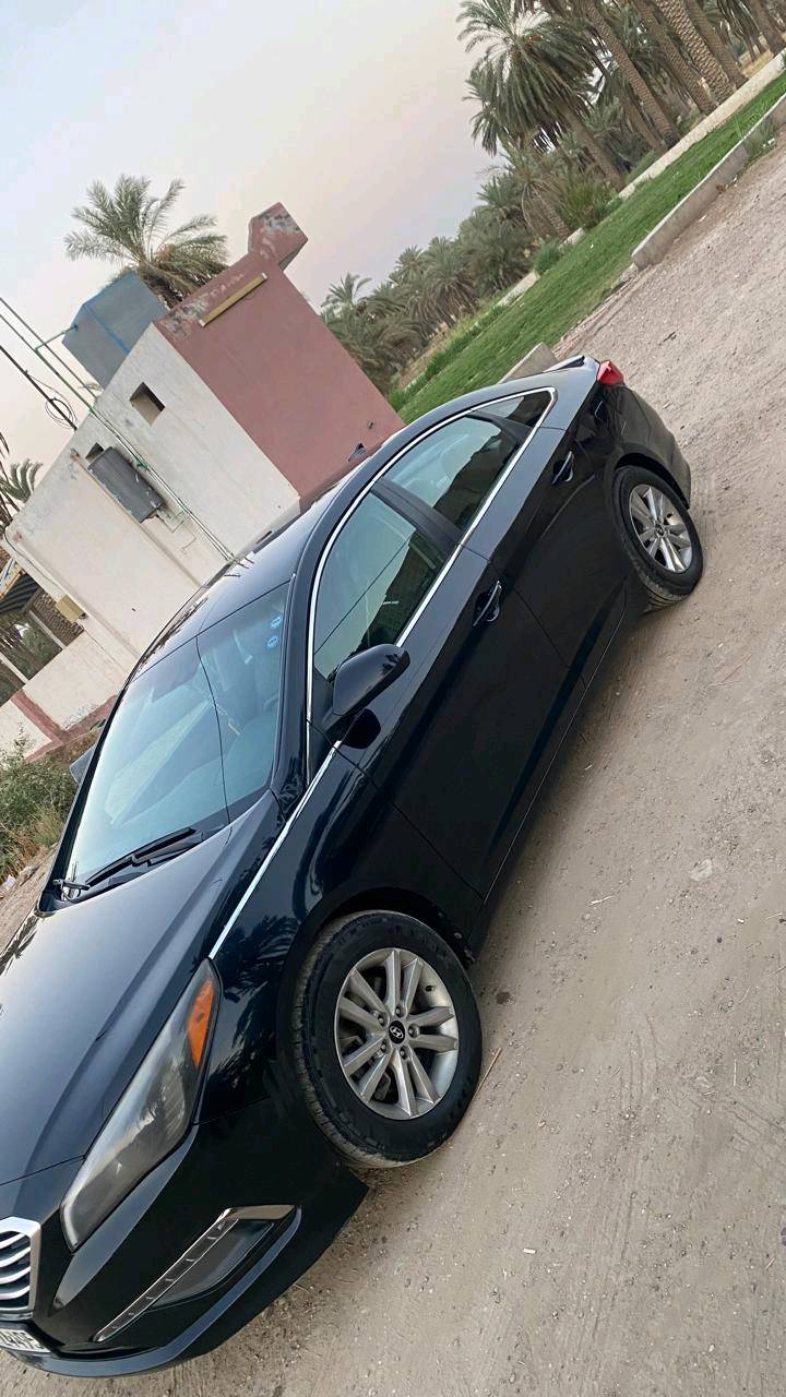 سلام عليكم 
هونداي سوناتا للبيع موديل ٢٠١٦ رقم سليمانيه السياره بسمي تحويل ثاني يوم 
محرك مكفول كير مكفول تخم تايرات جديد وتخم دسكات  بطاريه جديده وبيه جاملغ السايق مصبوغ فقط
ماشيه166 دوشمه جديده  تبريد السيارة ثلج  منظومه الاحتراق جديده ومنظومه مي جديده بمعنى الكلمه السيارة حيل نظيفه تاخذها متصرف عليها ولا ربع 
مكان السياره بغداد  السعر115 وبيها مجال للطيبين   للاستفسار ***********