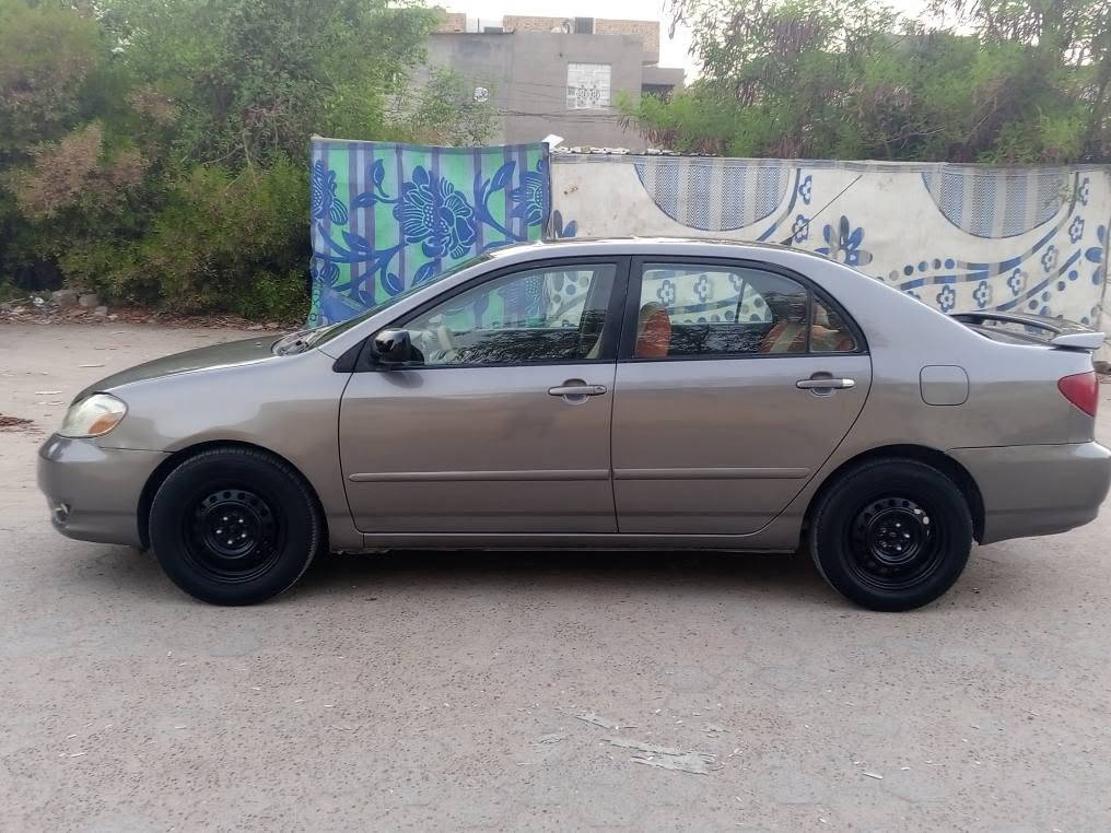 كورلا 2004 رقم انگليزي بأسمي محرك 1800 وارد امريكي مصبوغة الجمالية جاهزة من كلشي محرك گير تبريد حداديه مكفولات تخم تاير جديد السعر 73 وبيه مجال مكان السيارة النجف للأستفسار.     ***********
