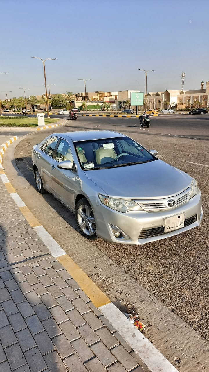 السلام عليكم
كامري ٢٠١٤ للبيع ،كفالة عامة السيارة بس بيها بارد قليل البقية كلة بشرط الفحص، اشاير مري،بيها سونار، گير محرك دواخل كلة بشرط ، 
مكان السيارة الفلوجة 
للاستفسار:***********
