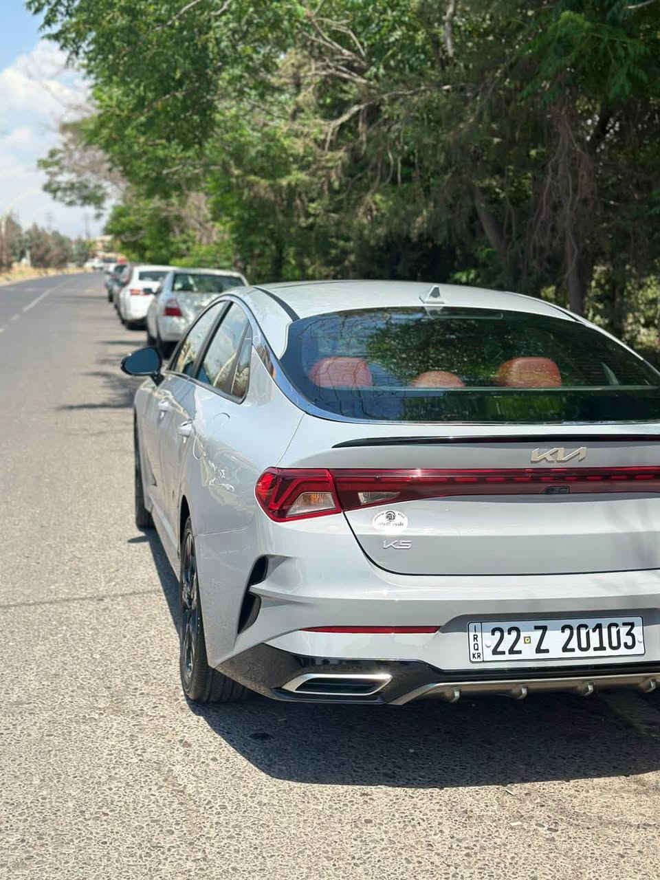 K5
لون سمنتي جتي لاين فول مواصفات ماعدا البانورما رقم اربيل محرك 1600 تيربو رقم اربيل ضررها موجود بالصورة باب مبدل مال تفصيخ وباب اللي وره السايق نصفه مصبوغ تحويل السيارة تتحول السعر 170 وبيها مجال 
رقم التلفون ***********
