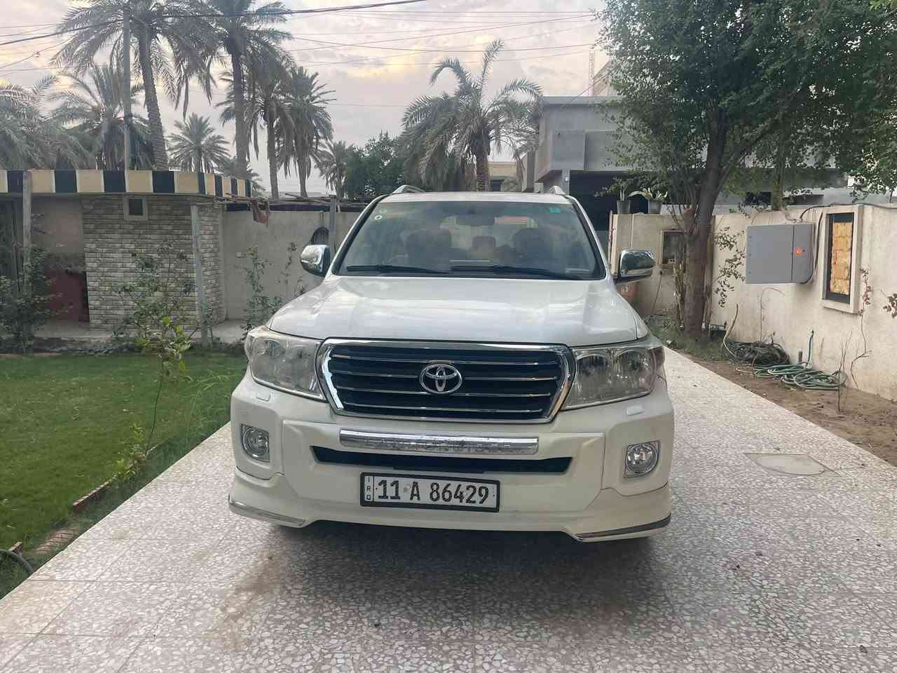 لاند كروز • ٢٠٠٩ • رقم بغداد