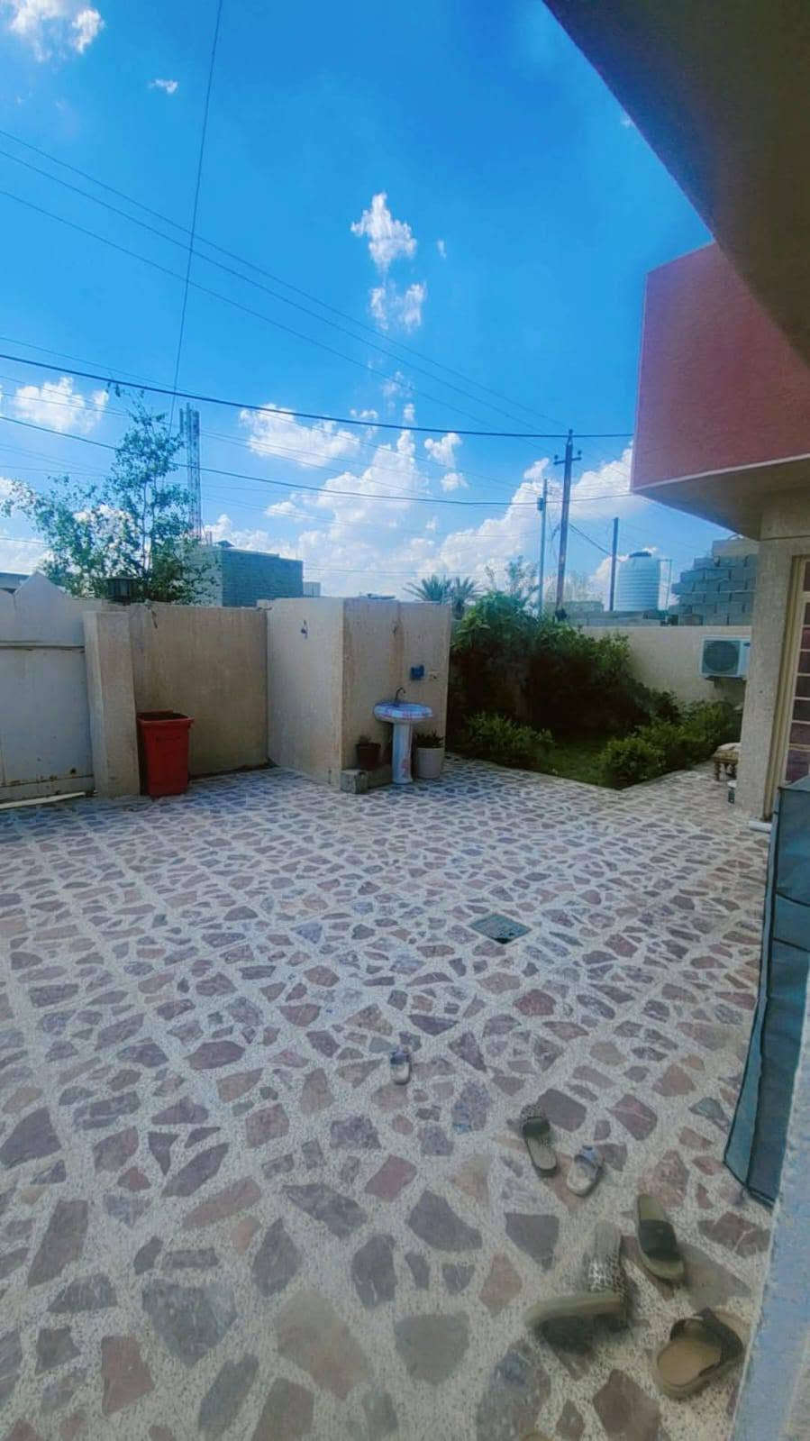بيت ٢٥٠م • طابق واحد • ٢ نوم