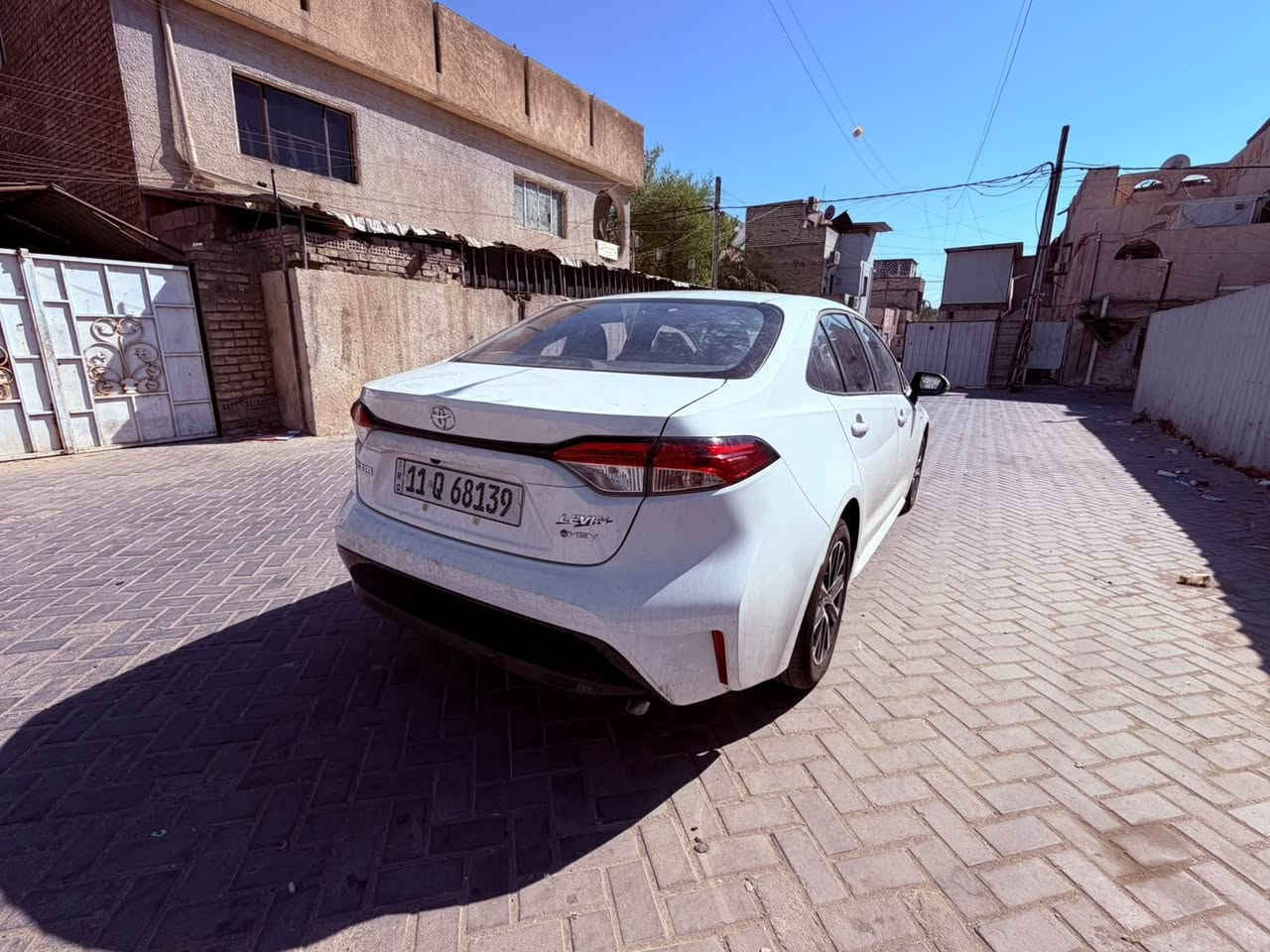 عليكم كورلا للبيع فقط مديل ٢٠٢٤ شكل لامريكي رصعه صغيره بل باب الخلفي جوه اليده مسوينه بعده بل دهن مال الشركه ماشيه ٧٠٠ السيارة ما طالعه من البيت مجودر باب البيت مكلف بل نشر صاحب السيارة رقم *********** ،، السعر ١٥٤
