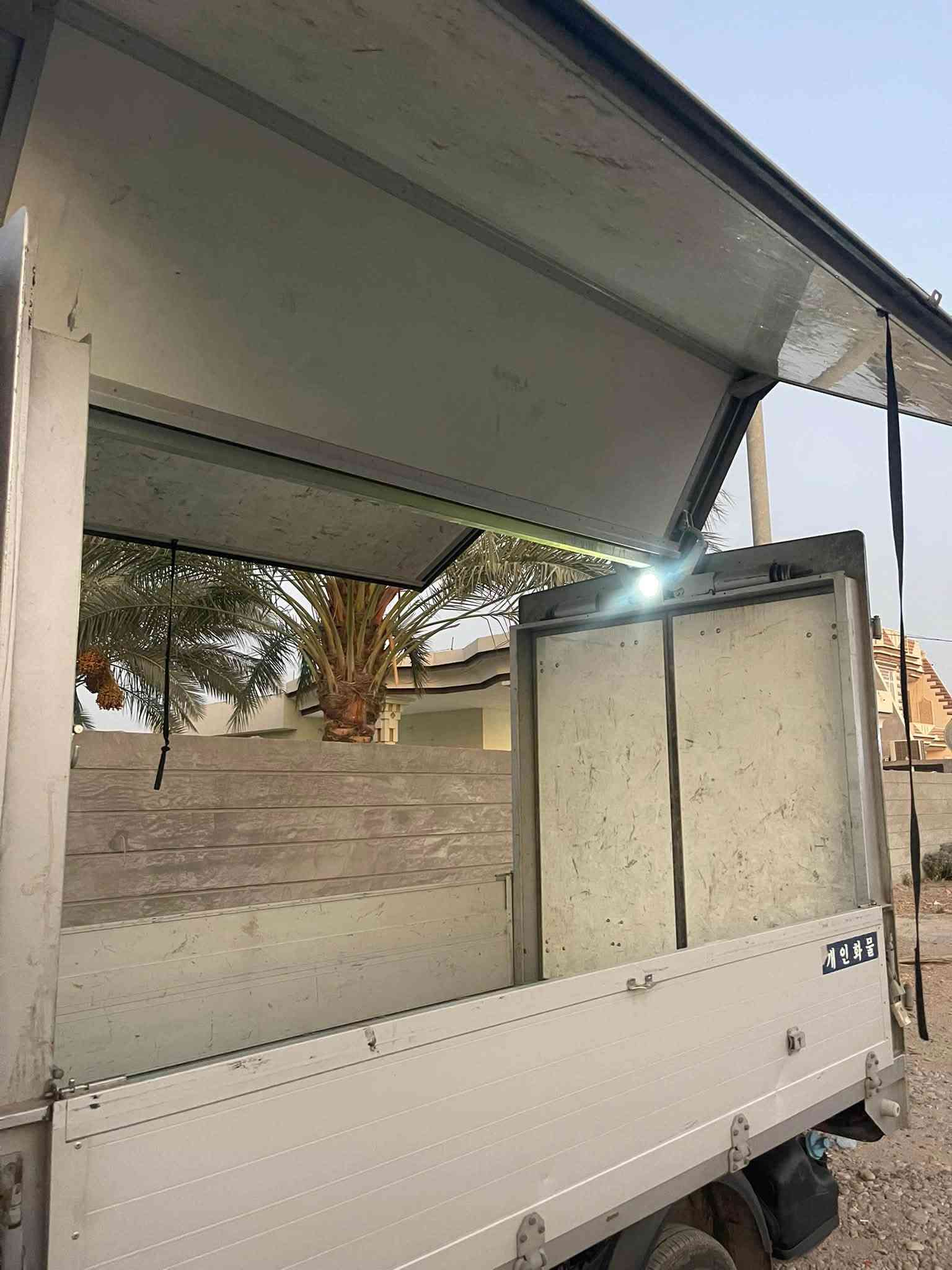 السلام عليكم 
فقط الحافظة للبيع كلش مرتبة بلادية وجاهزة من كلشي 
للاستفسار الاتصال على الرقم ***********
