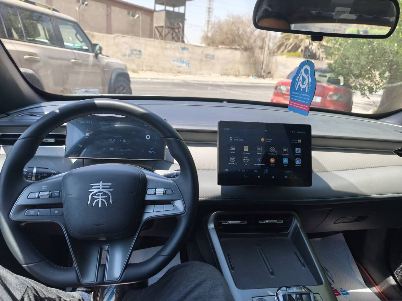 سلام عليكم Byd qin plus للبيع 2025 كفاله عامه ماشيه 13500 بيها فقط رصعه خفيفه موضحه بالصوره و شويه خفايف من وره هم موضحه بالصوره
سلام عليكم Byd qin plus للبيع 2025 كفاله عامه ماشيه 13500 بيها فقط رصعه خفيفه موضحه بالصوره و شويه خفايف من وره هم موضحه بالصوره 
مكانها كرادة للتواصل ***********
السعر 18 و 900

